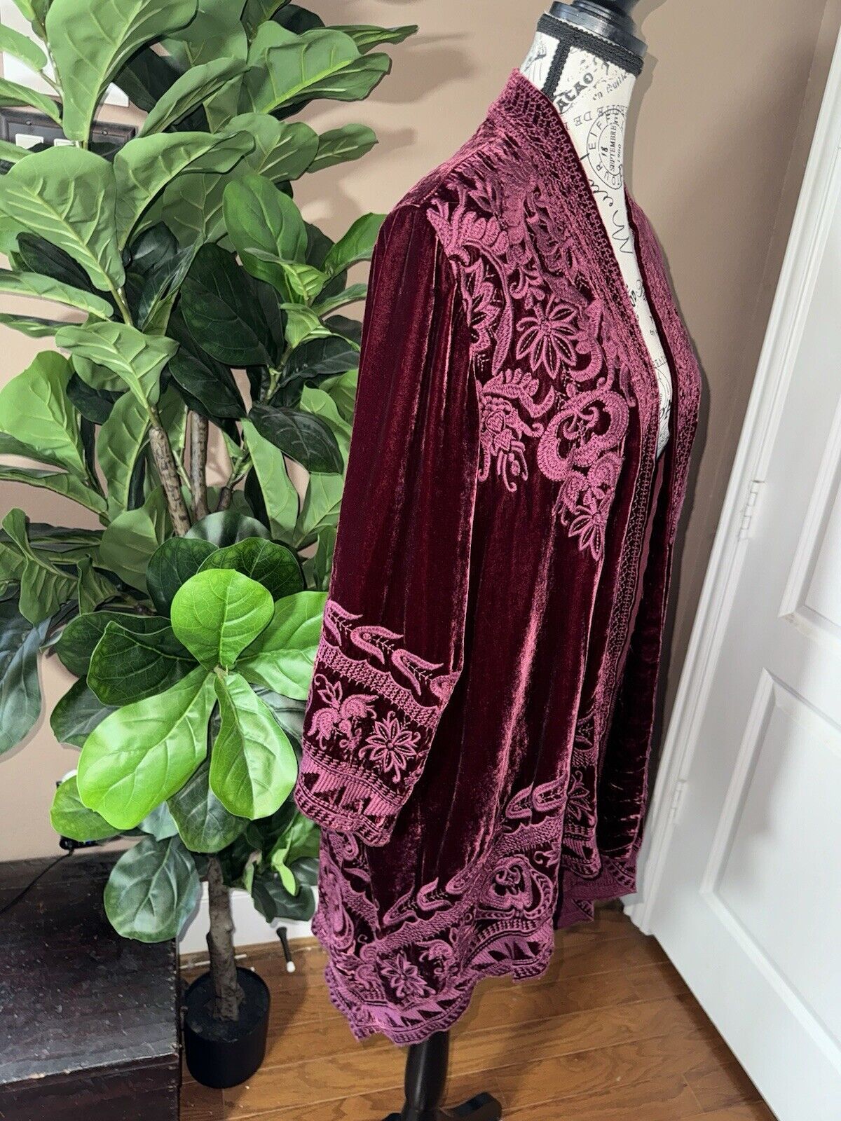 Johnny Was Burgandy Wine Velvet & Embroidered Top Kimono Wrap Duster XL 1X