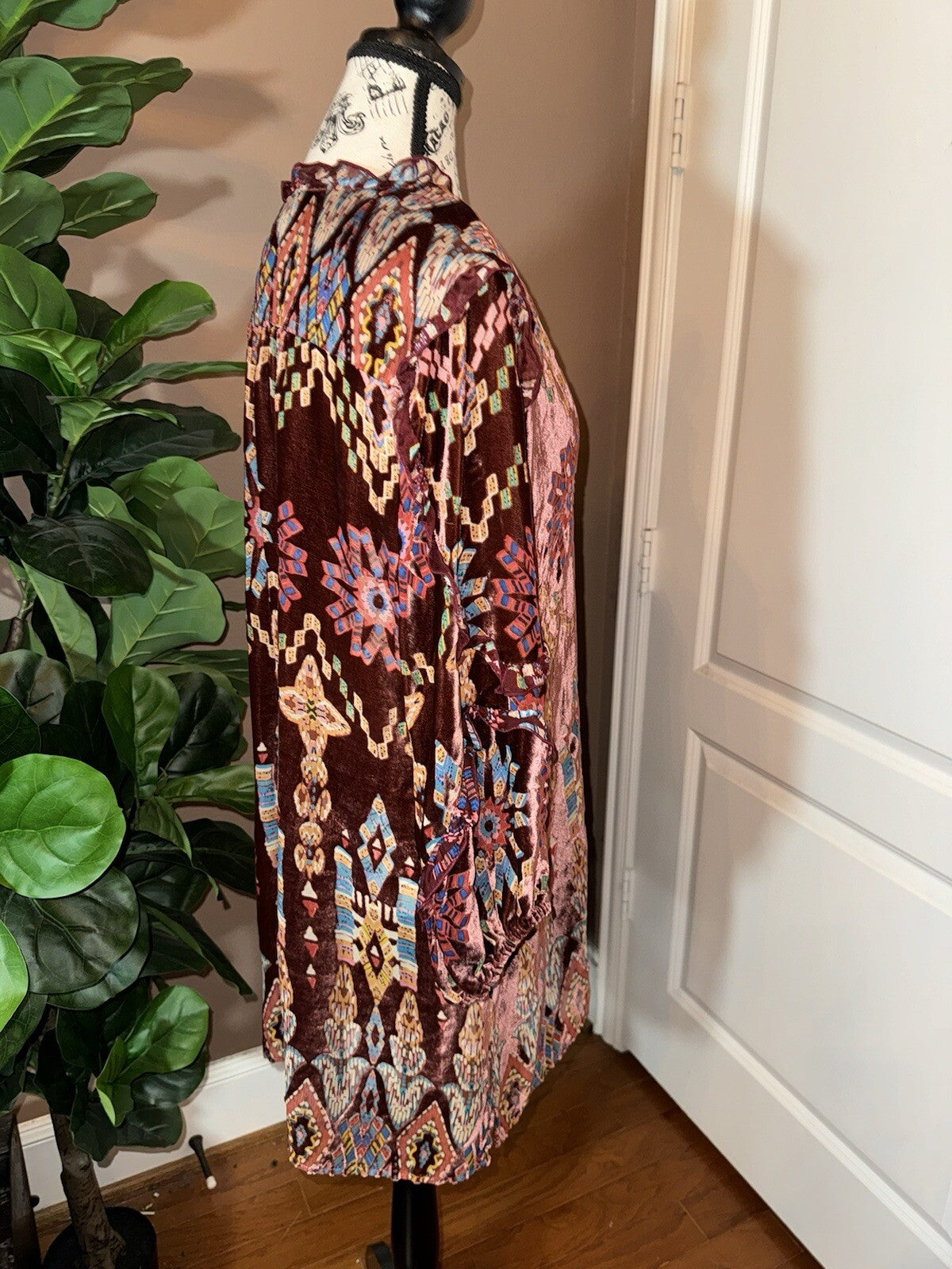 Johnny Was Brick Red Geometric Burnout Velvet Tunic Top L Large Peasant Johnny Was