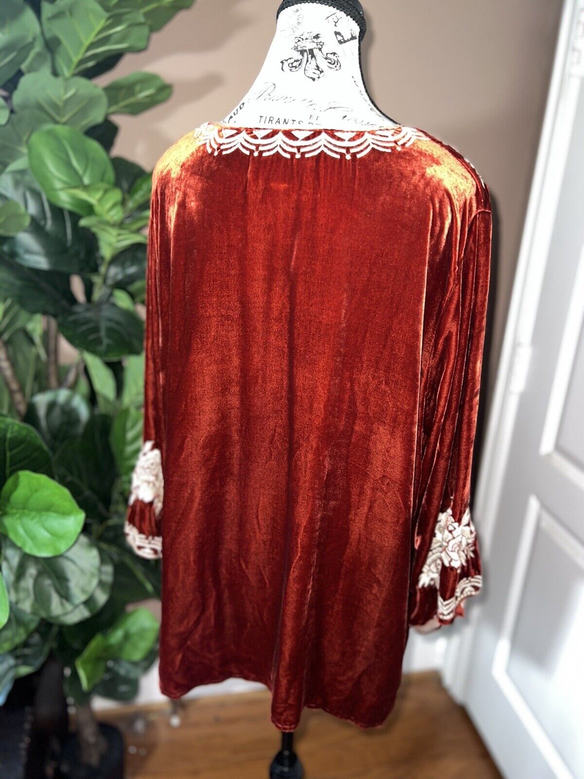 Johnny Was Maroon Wine Velvet Tunic Top Embroidered Sz 2X 2XL XXL Tag Removed