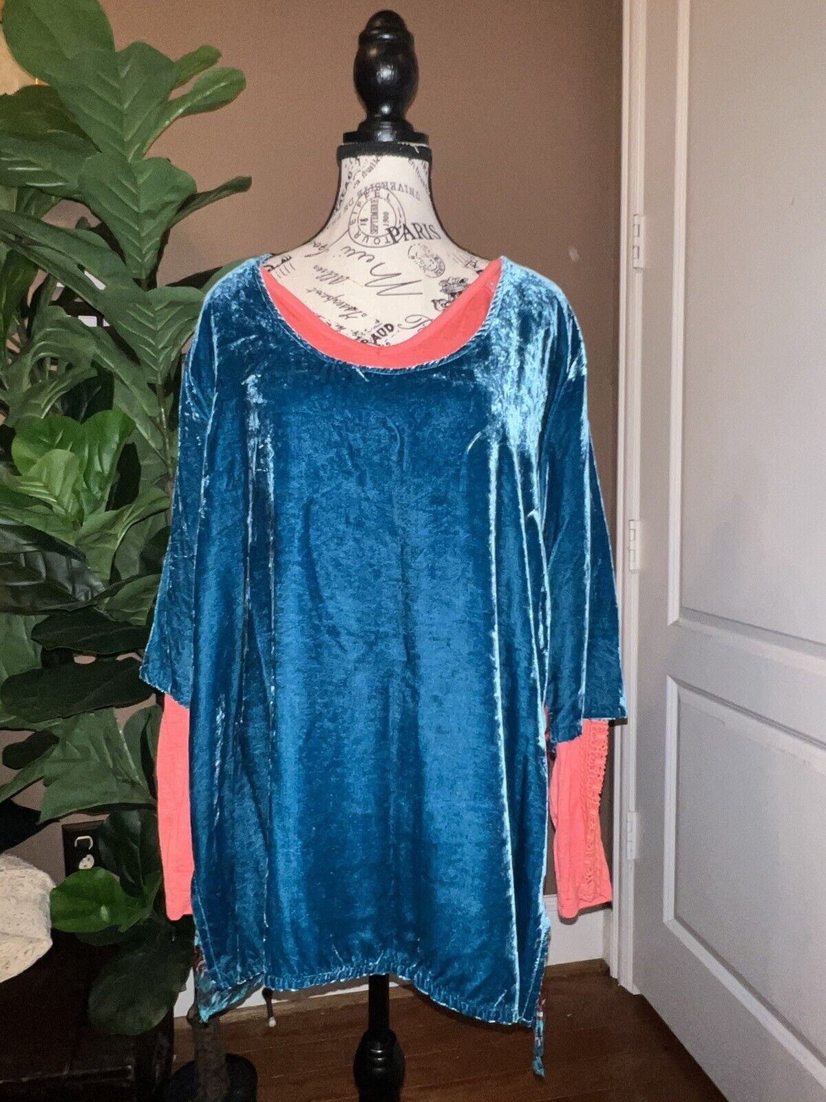 2 pc Johnny Was Teal Blue Velvet & Silk Tunic Top W/ Matching Undershirt L Large