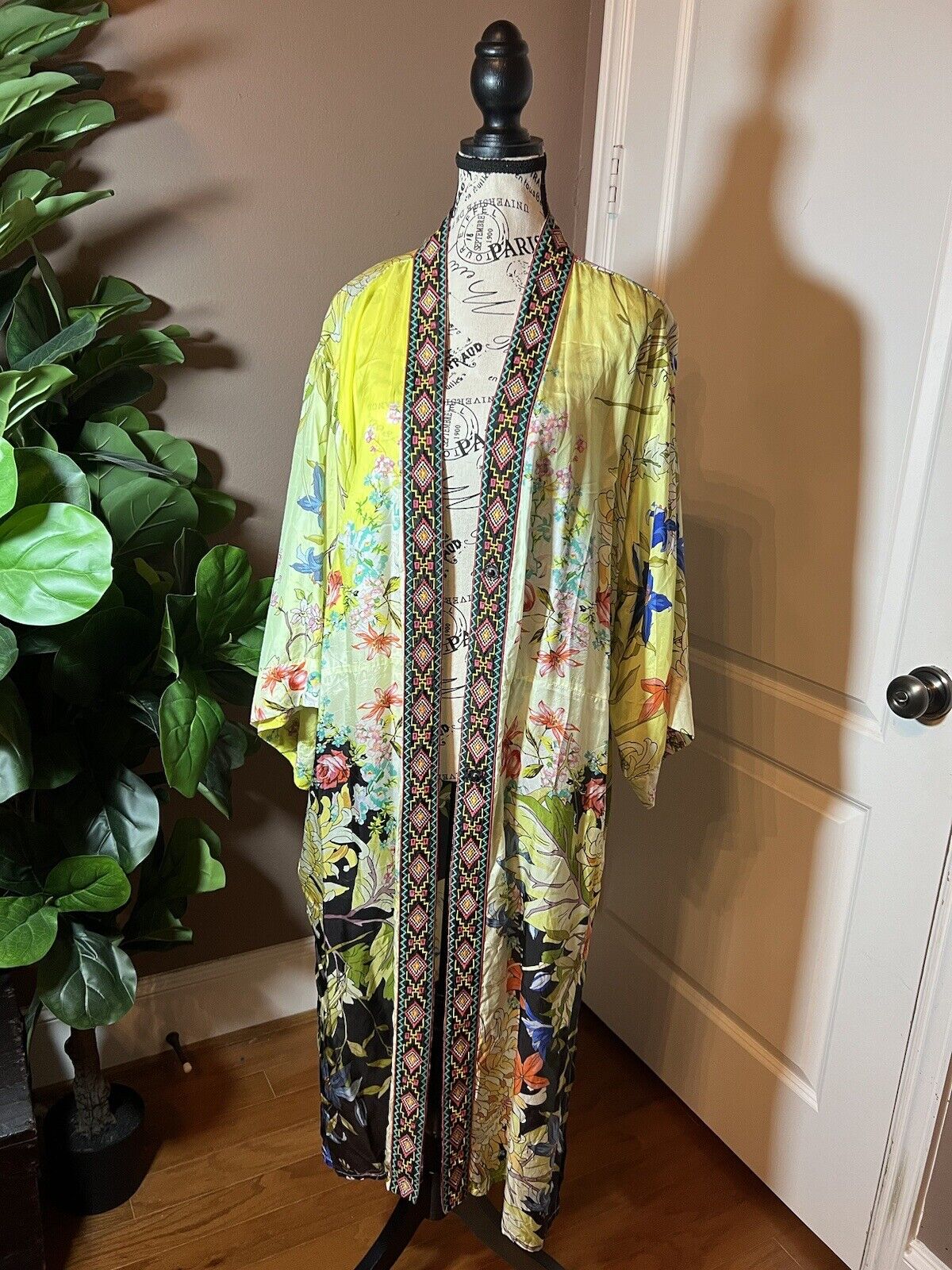 Johnny Was Long 100% Silk KIMONO Duster Wrap XL 1X Embroidery SPRING