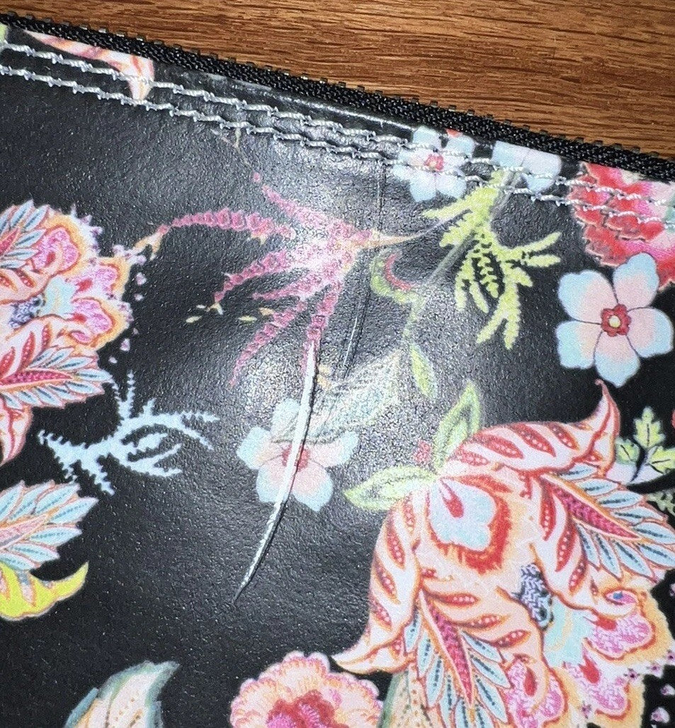 New Johnny Was Clutch Purse Makeup Bag Travel Pouch New W/ Slight Imperfection Johnny was