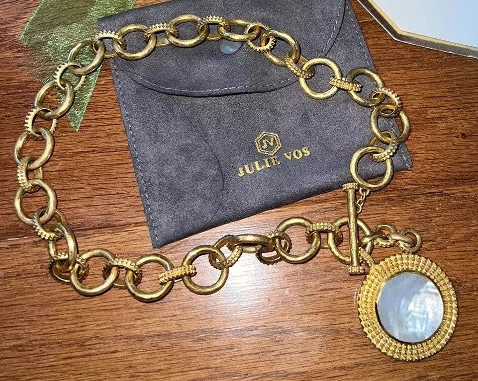 8959279