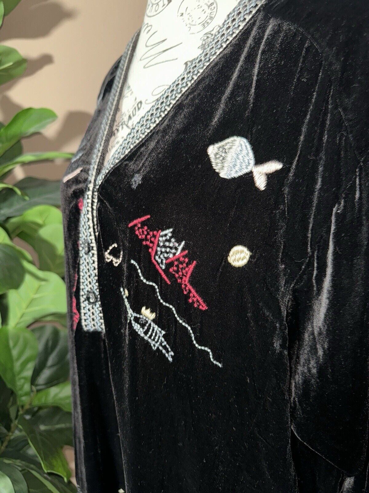 Johnny Was XL Black Velvet Heavily Embroidered Tunic Top Peasant  1X 1XL