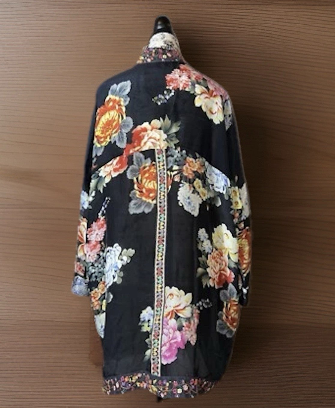 Johnny Was M Medium Silky Kimono Cardigan Duster Jacket Embroidered Trim Pockets Johnny Was