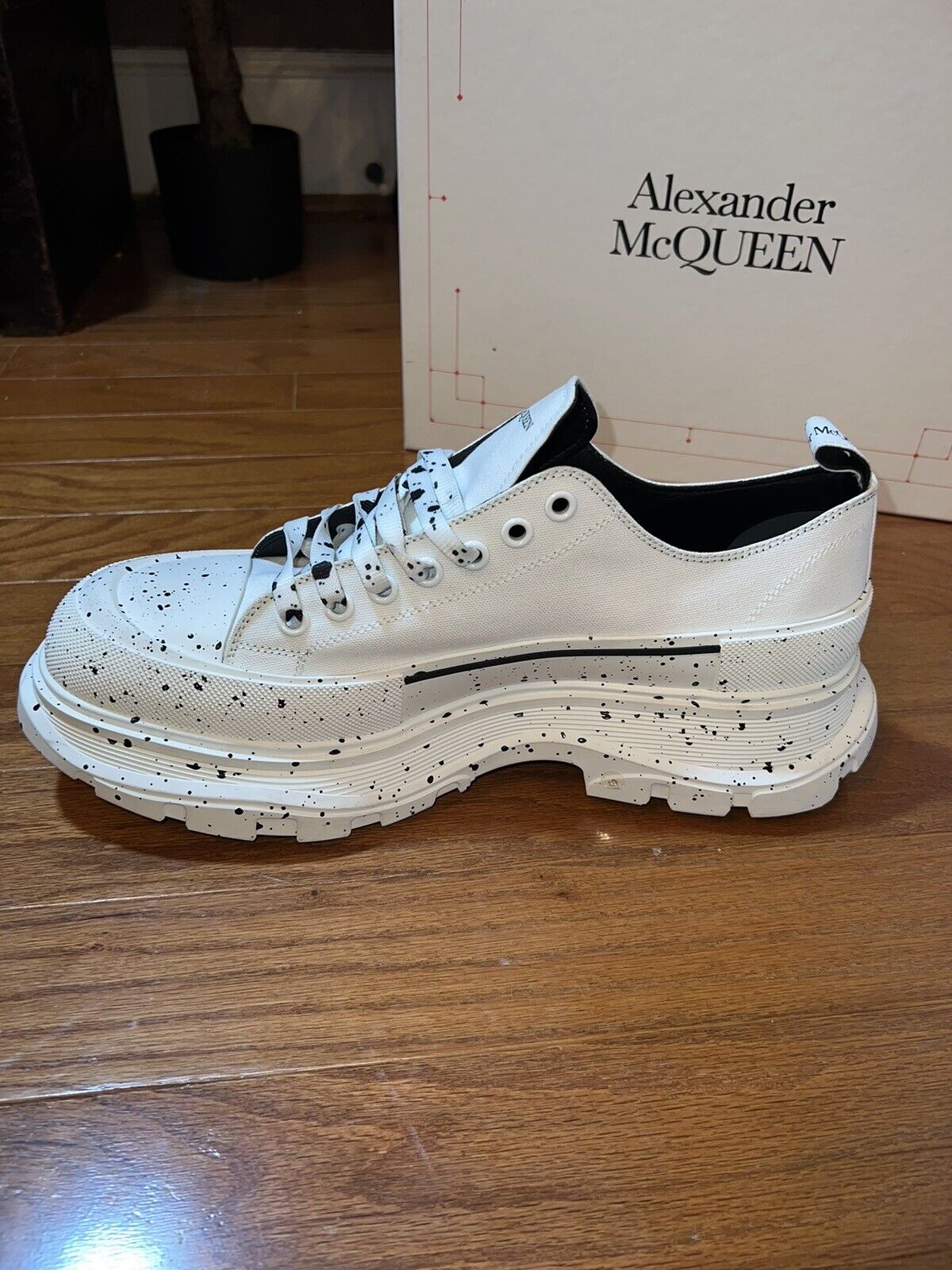 Alexander McQueen Tread Slick Speckled Sneakers  Retail $720 sz 49 US 16 2