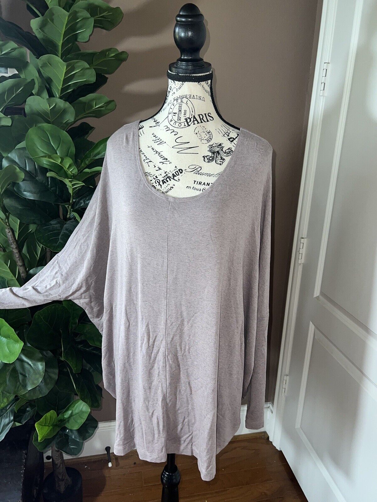 Bryn Walker Lavender Grey Dolman Sleeve Tunic Top M Medium  MSRP $178