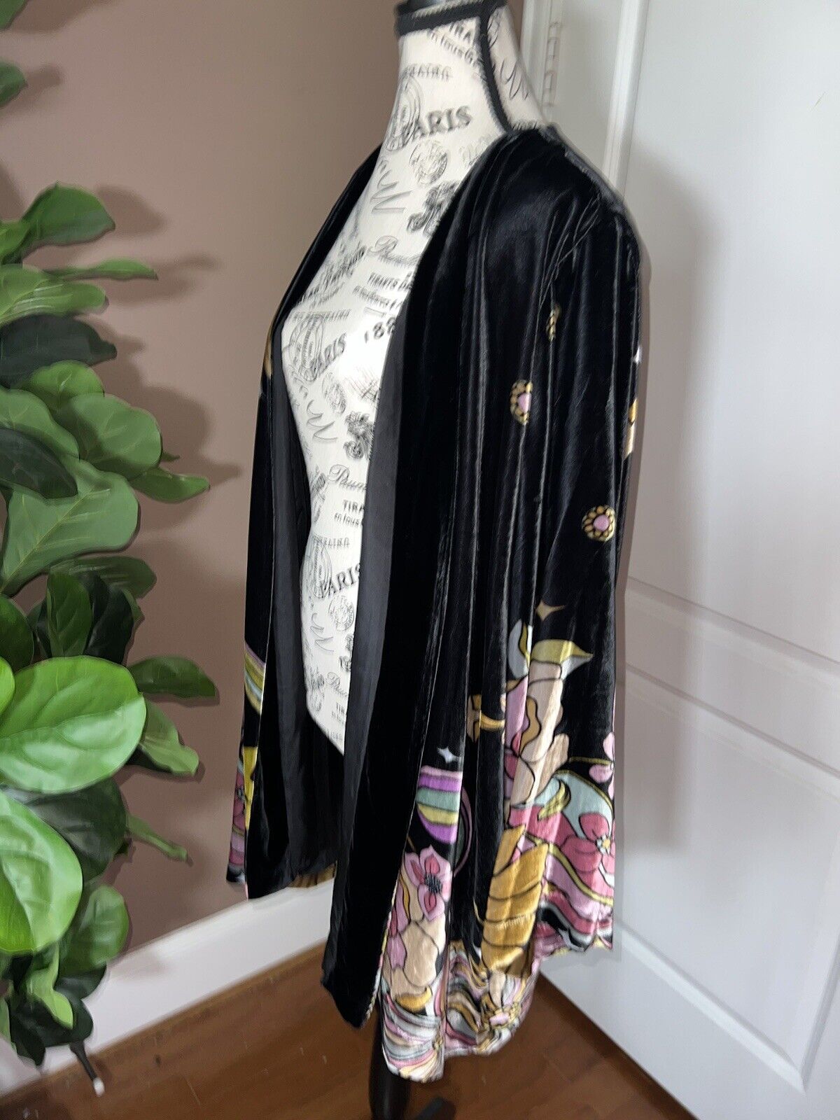 Johnny Was XL Velvet Kimono Celestial Wrap Jacket Black Silk Lined  Star