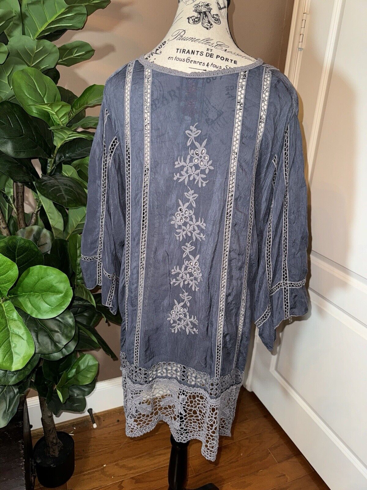 Johnny Was Sz XL Charcoal Grey Eyelet Lace Tunic OVERSIZED Elegant