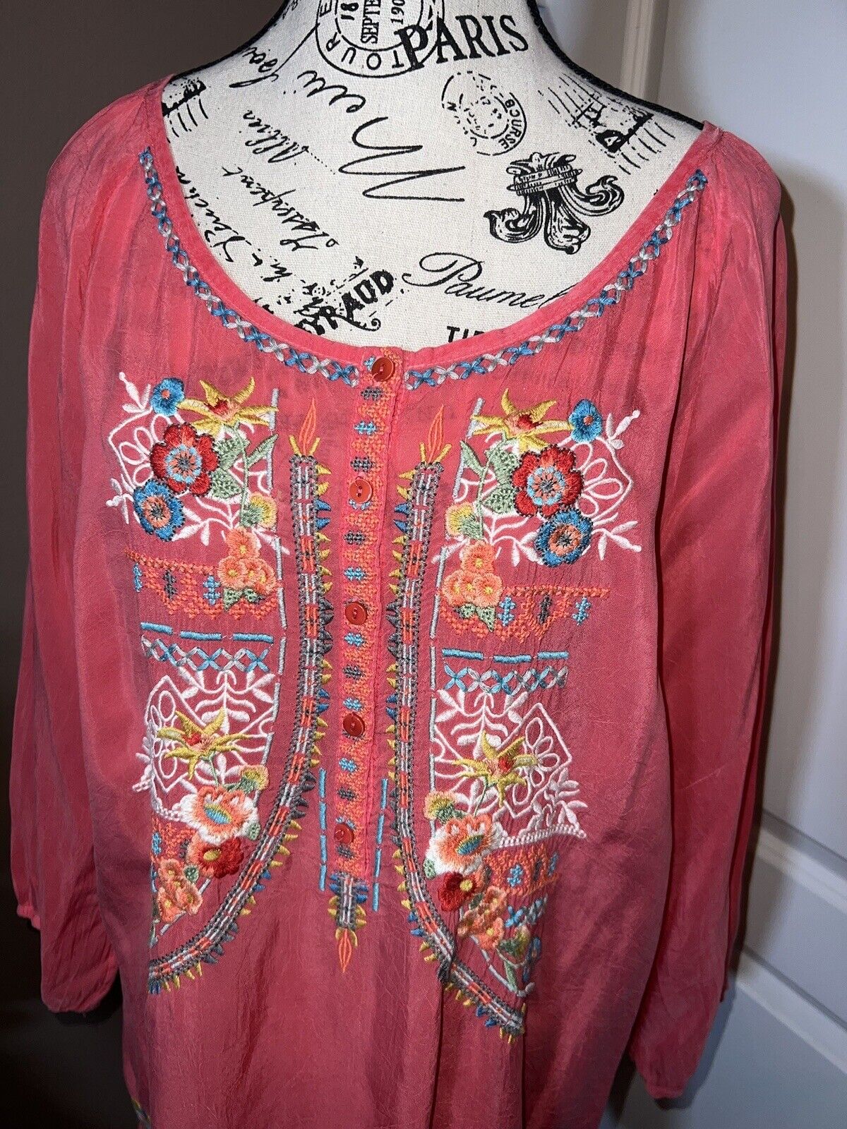 Johnny Was Sz XL Silky Soft Barbie Hot Pink Tunic Top Floral Embroidery SPRING