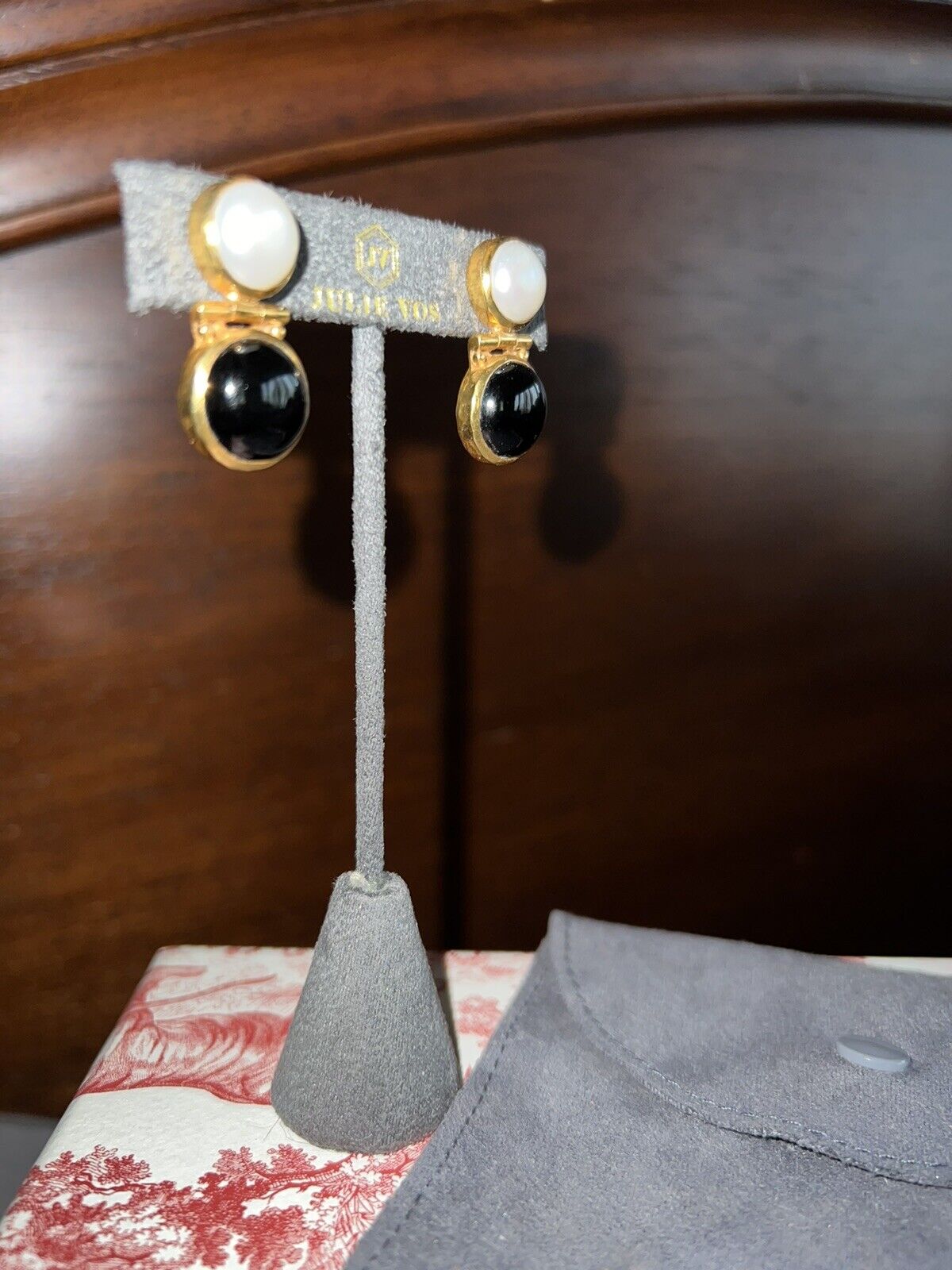 NEW Julie Vos Pearl & Black Obsidian 24k Gold Plated Earrings NWOT Onyx