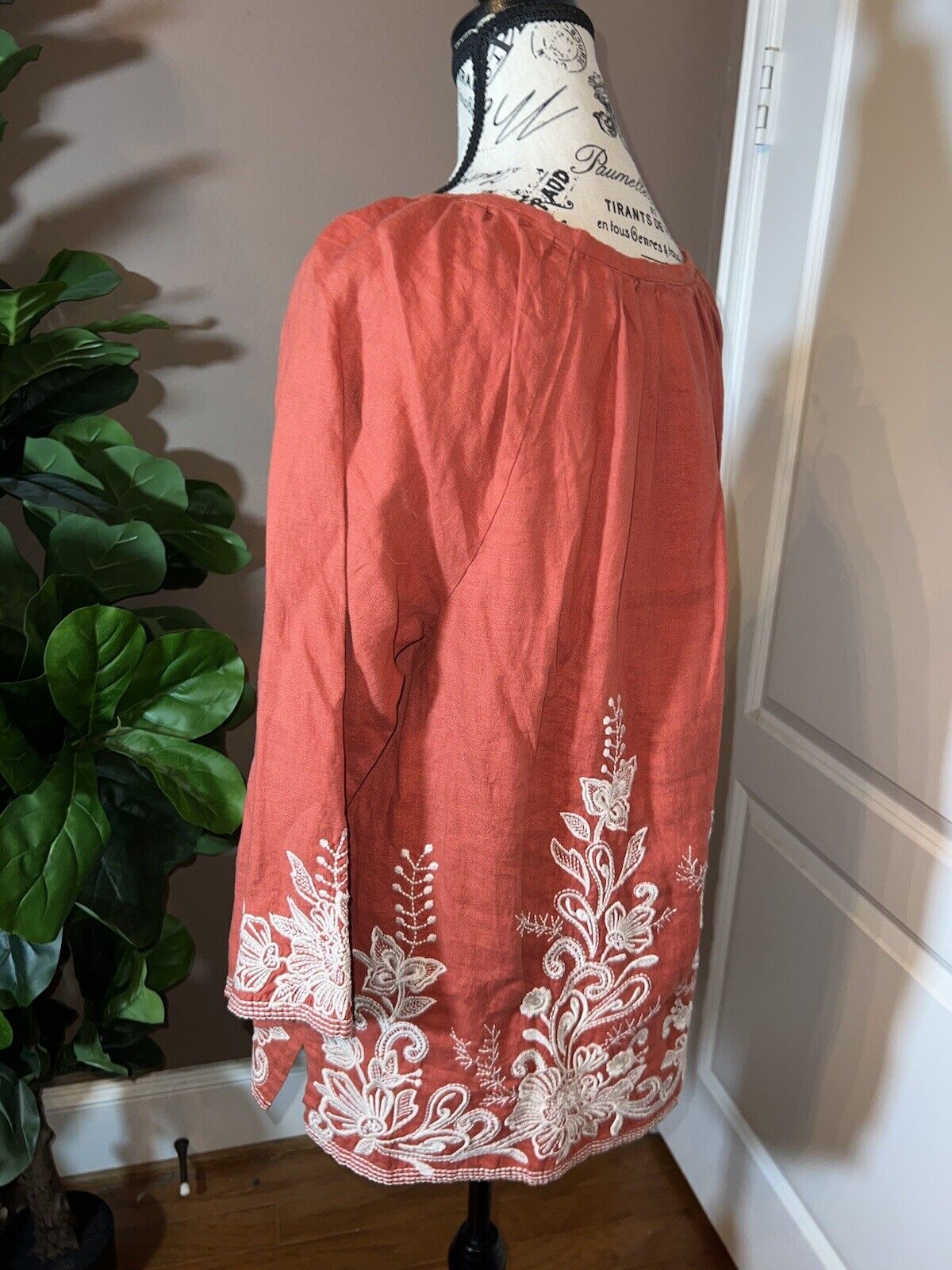 Johnny Was L Large Linen Kimono Sleeve Peasant Top Floral Embroidered