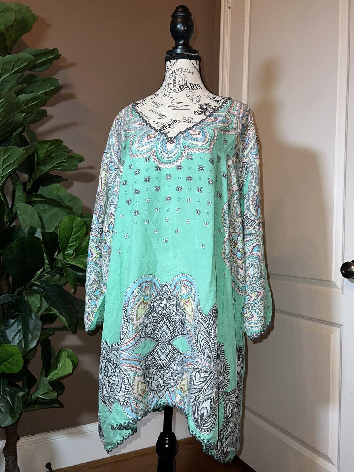 Johnny Was XXL 2X 2XL 100% Silk Long Sleeve Tunic Top Kimono Soft Green Exc Cond