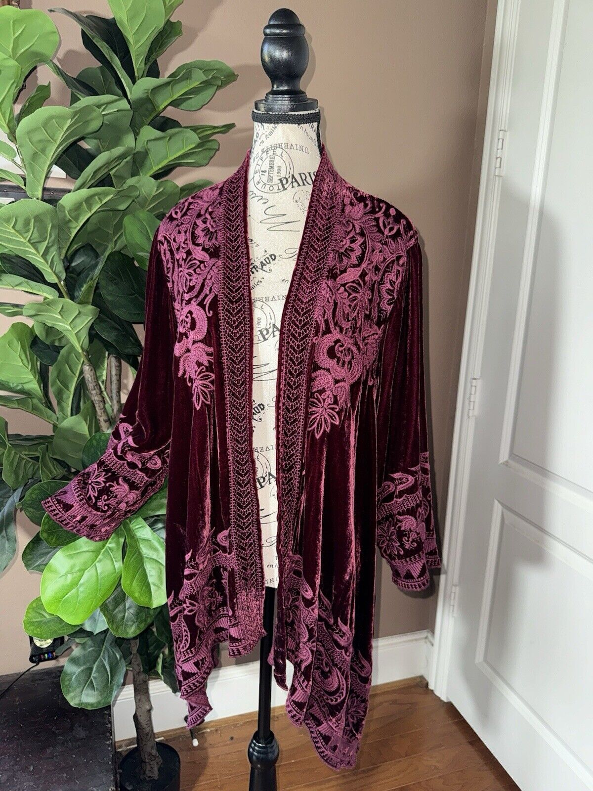 Johnny Was Burgandy Wine Velvet & Embroidered Top Kimono Wrap Duster XL 1X