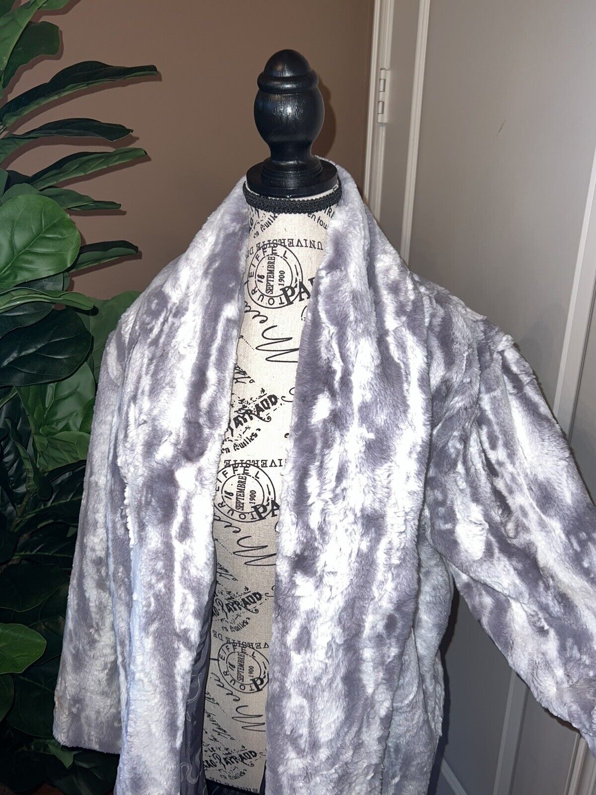 Johnny Was Cloud Faux Fur Coat Jacket Wrap XL 1X  100% Silk Lining