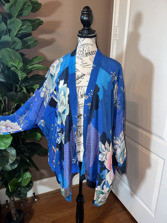 Johnny Was Silky Blue Floral Kimono Wrap Cardigan XL 1X 1XL Embroidered