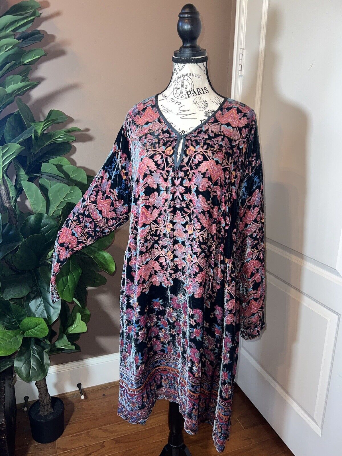 Johnny Was Pete & Greta Velvet Burnout Sz M Medium Tunic Top Or Dress