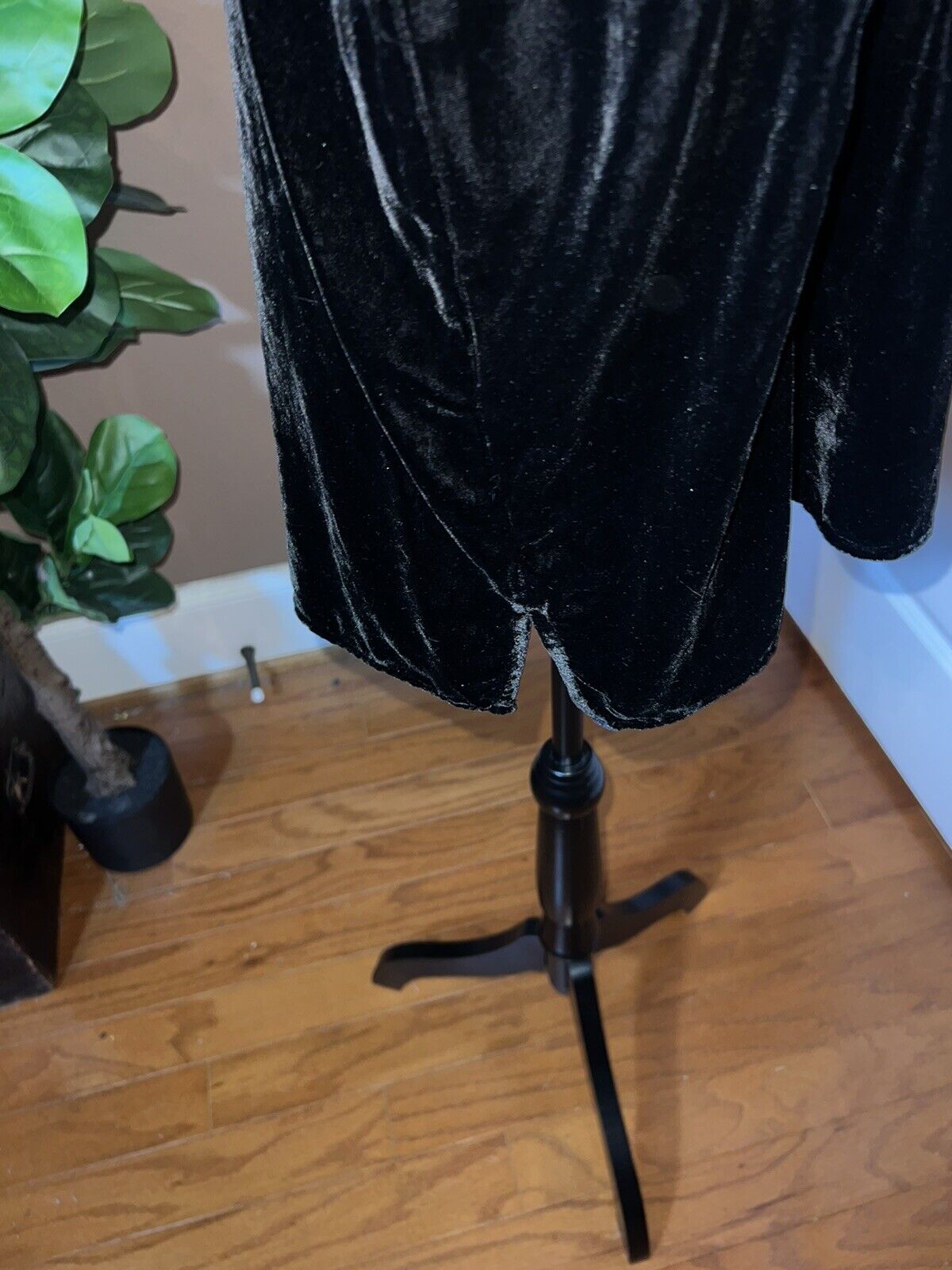 NEW Johnny Was Black Velvet Heavily Embroidered Tunic Top L Large Peasant NWT