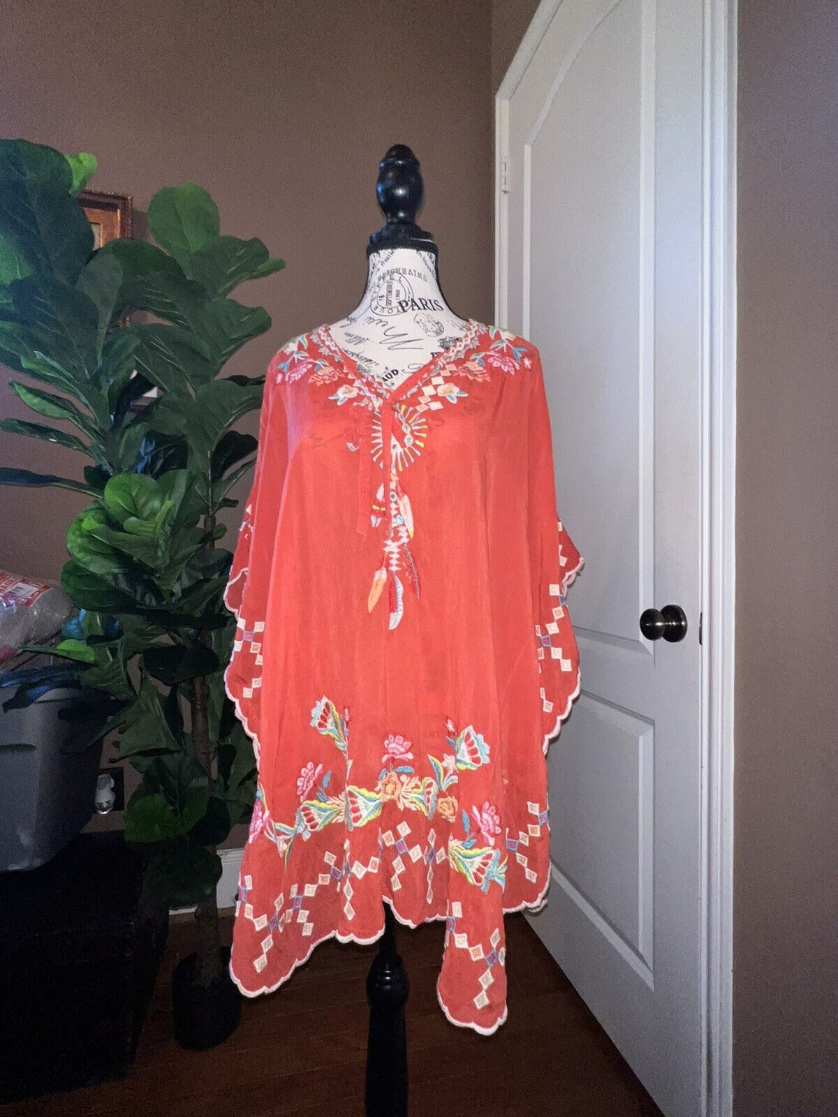 Johnny Was Red Embroidered Silky Tunic Top VERY OVERSIZED 32” PTP Poncho