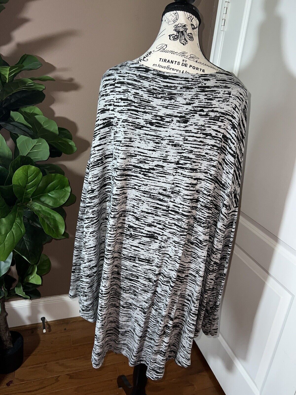 Bryn Walker Grey & Black Dolman Sleeve Tunic Top Sz 3XL  MSRP $190