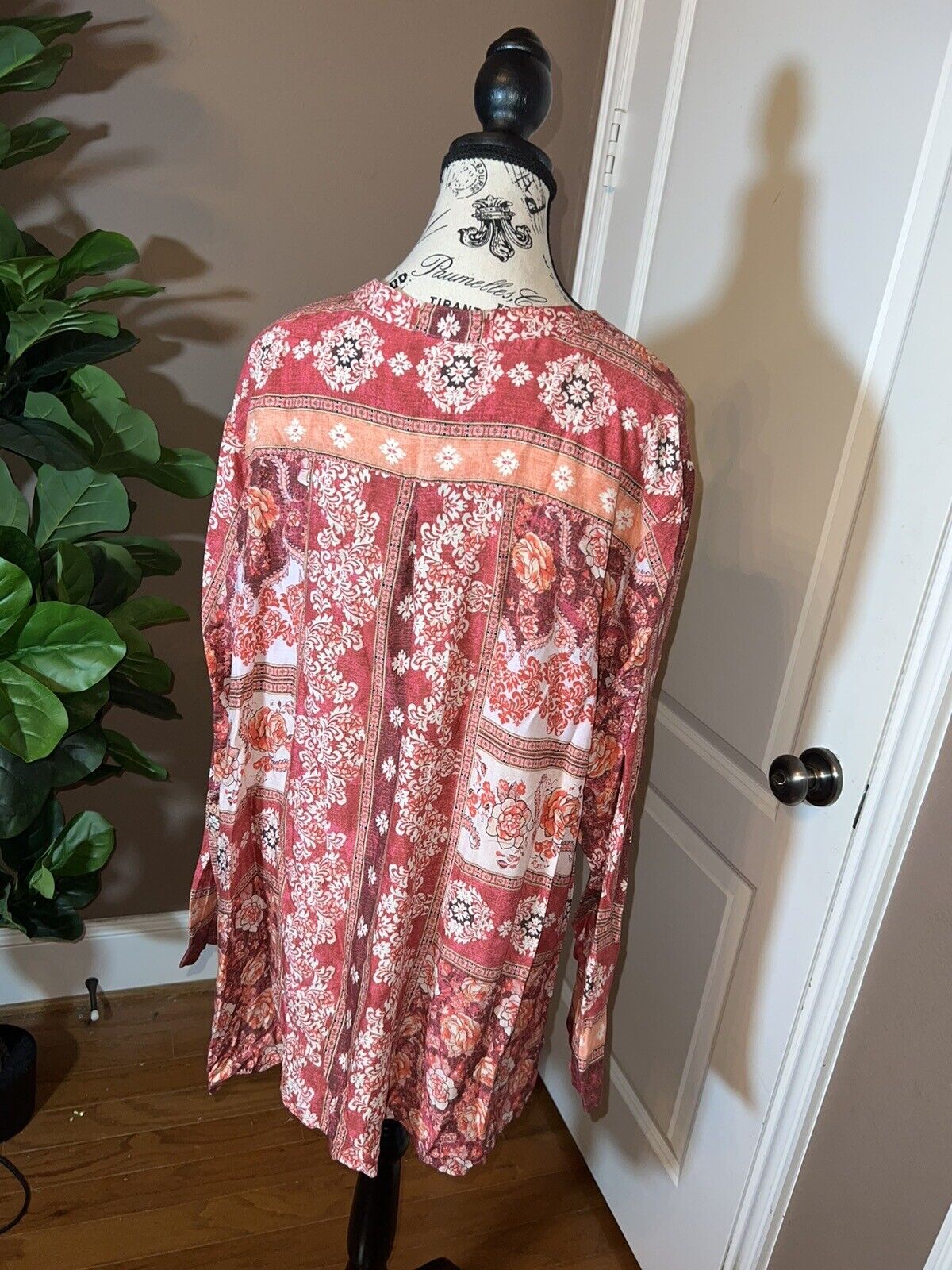 Johnny Was Beautiful Embroidered Tunic Kimono Silky Feel Gorgeous Flowers Sz XL