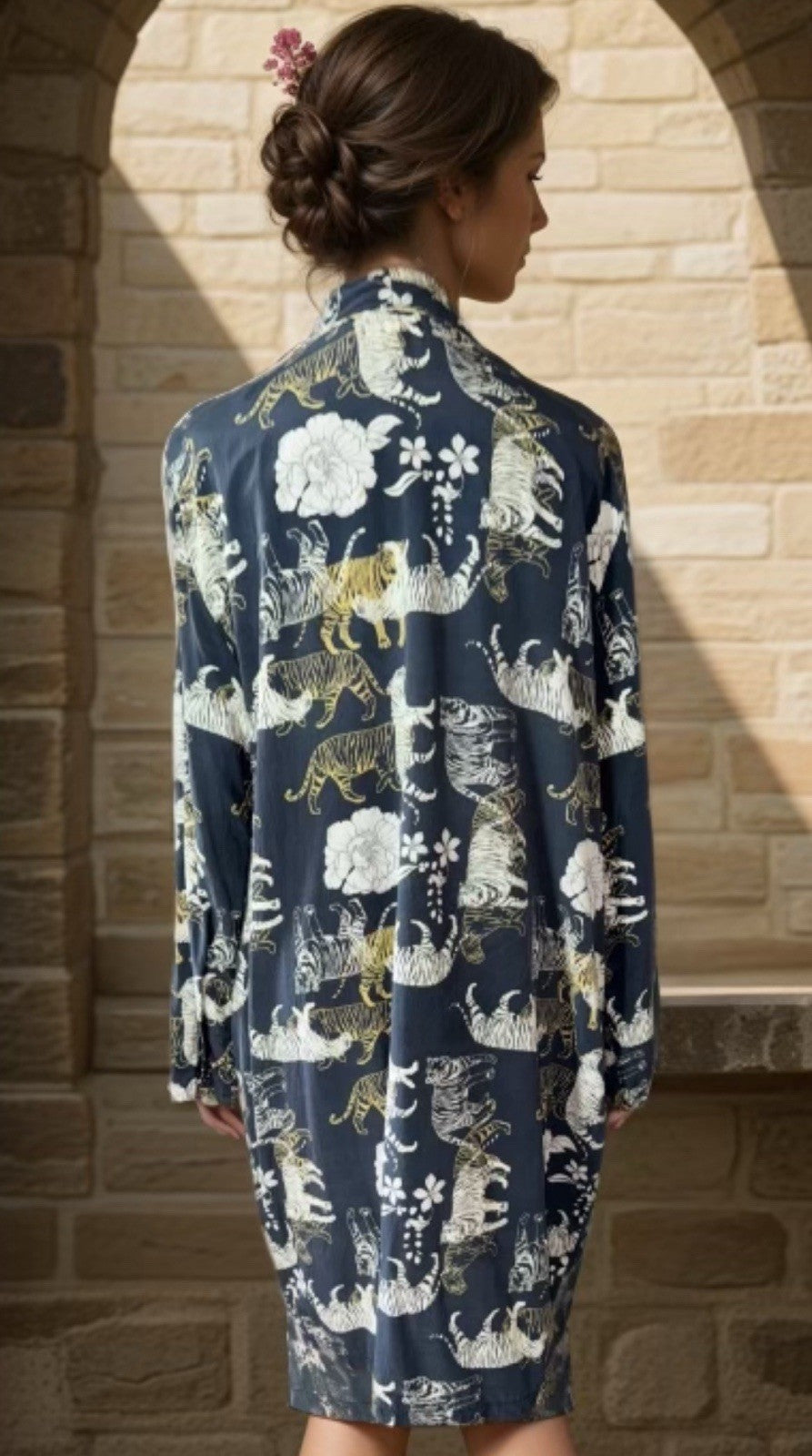 Johnny Was L 100% Silk KIMONO Black Tiger Print Cats Duster Lightweight Jacket Johnny Was