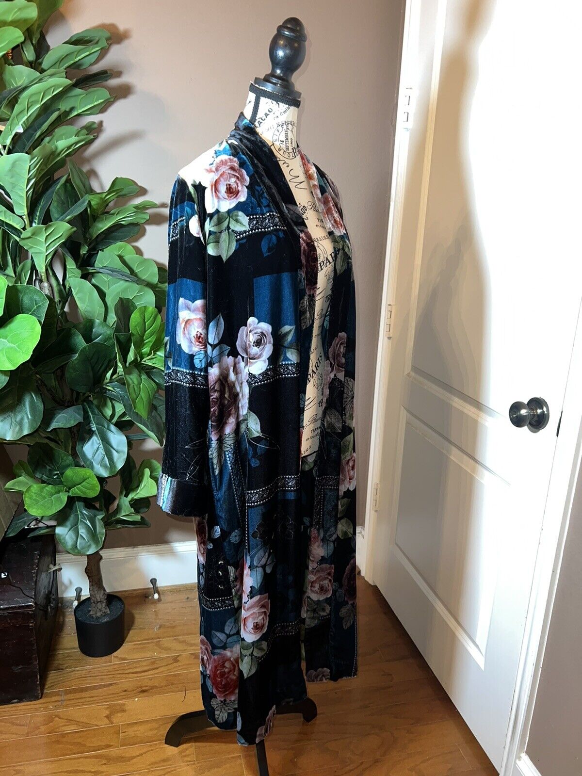 Johnny Was Velvet & Silk Lined Kimono Wrap Sz L Large Jewel Tone Floral