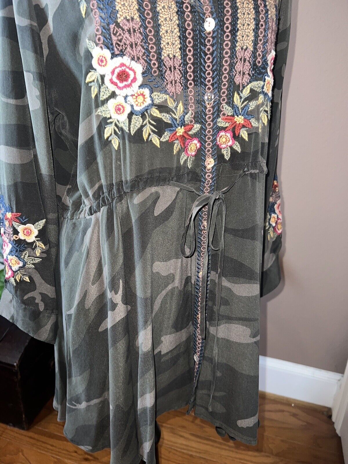 Johnny Was 100% Silk Mini Dress Camo Tunic Top Sz M Medium Excellent Condition