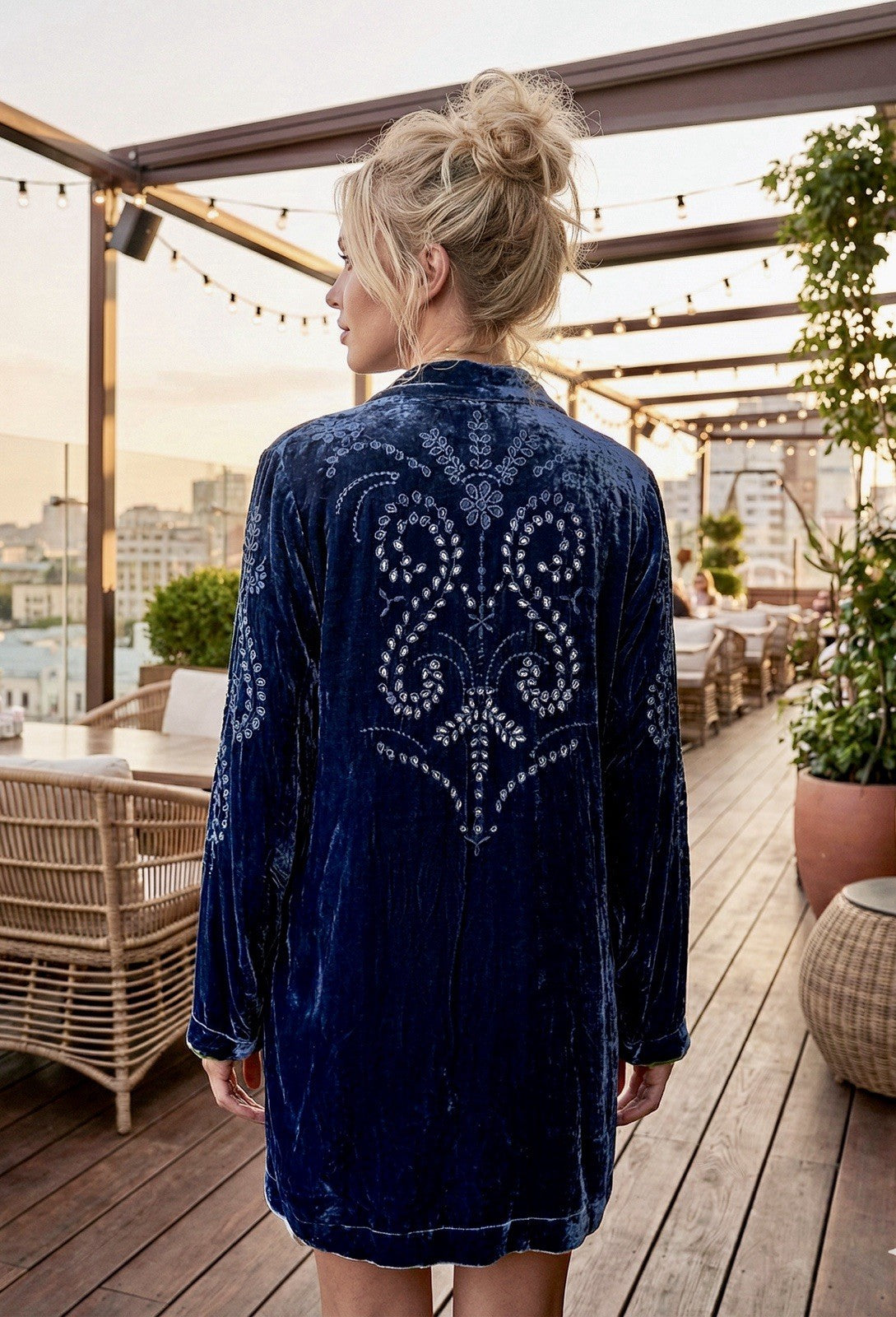 Johnny Was XL Midnight Blue Velvet Long Sleeve Tunic Top Eyelet Lace Cutout RARE Johnny Was