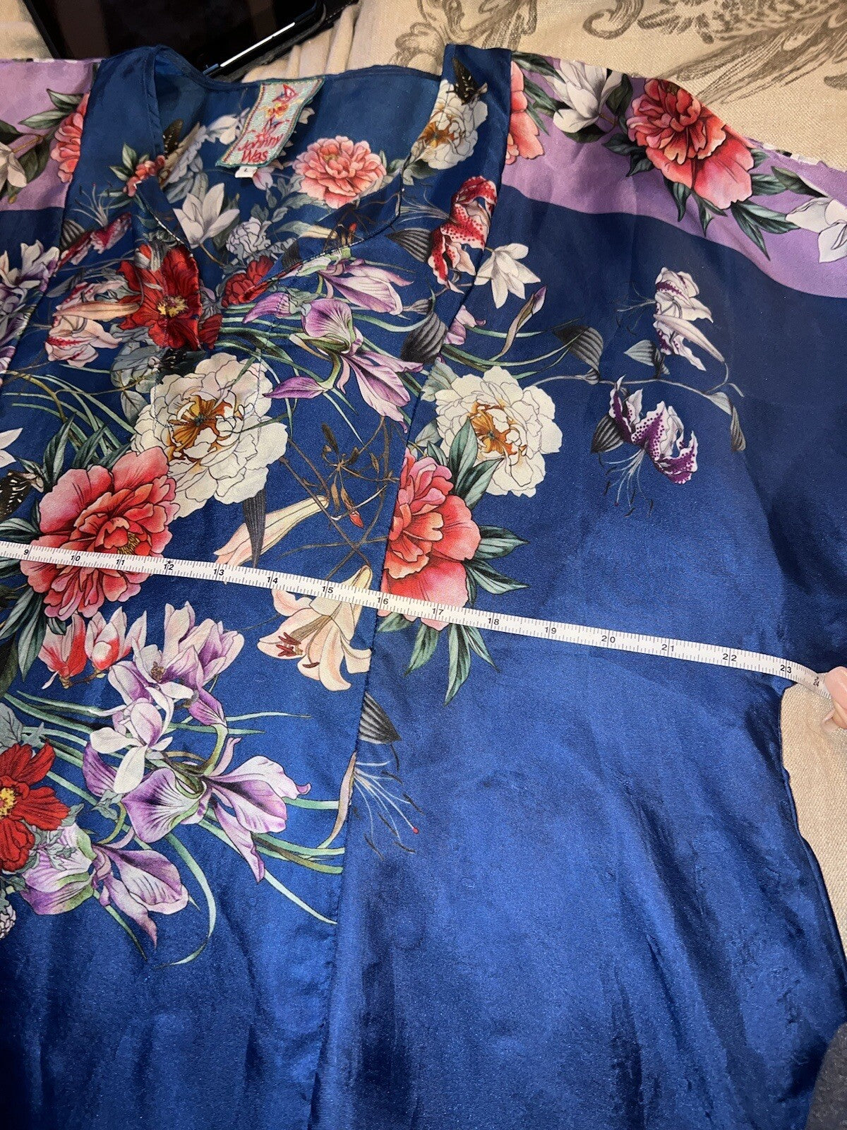 Johnny Was 100% Silk L Blue Tunic Top Cool Lightweight BOHO Flowers Butterflies Johnny Was