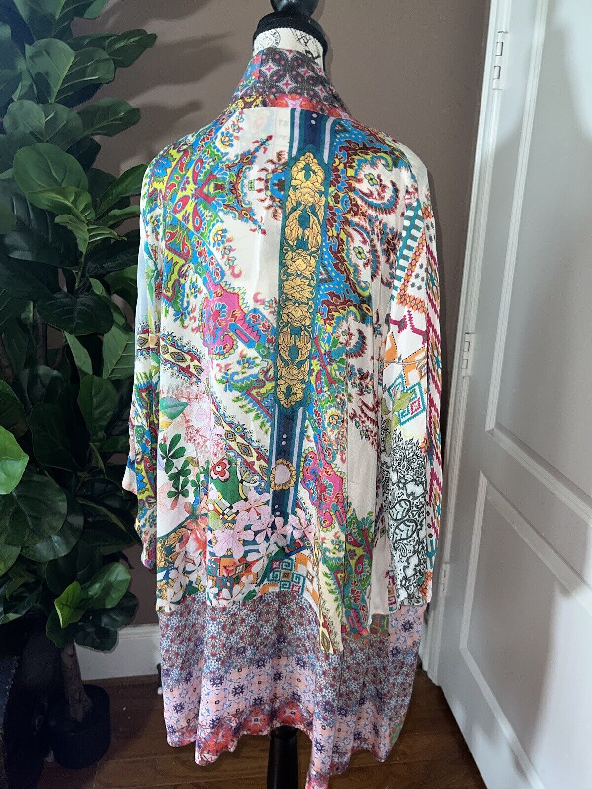 Johnny Was Silky Floral Kimono Wrap Cardigan XL 1X 1XL Embroidered