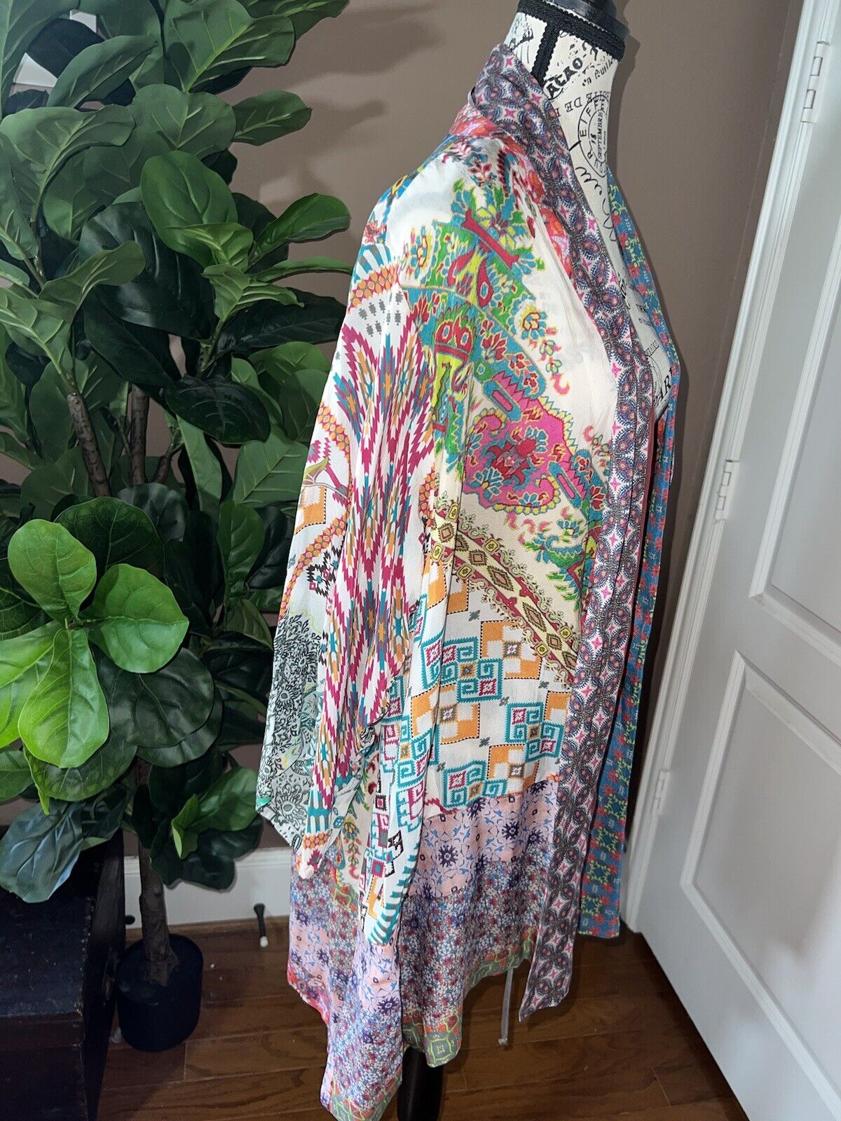 Johnny Was Silky Floral Kimono Wrap Cardigan XL 1X 1XL Embroidered