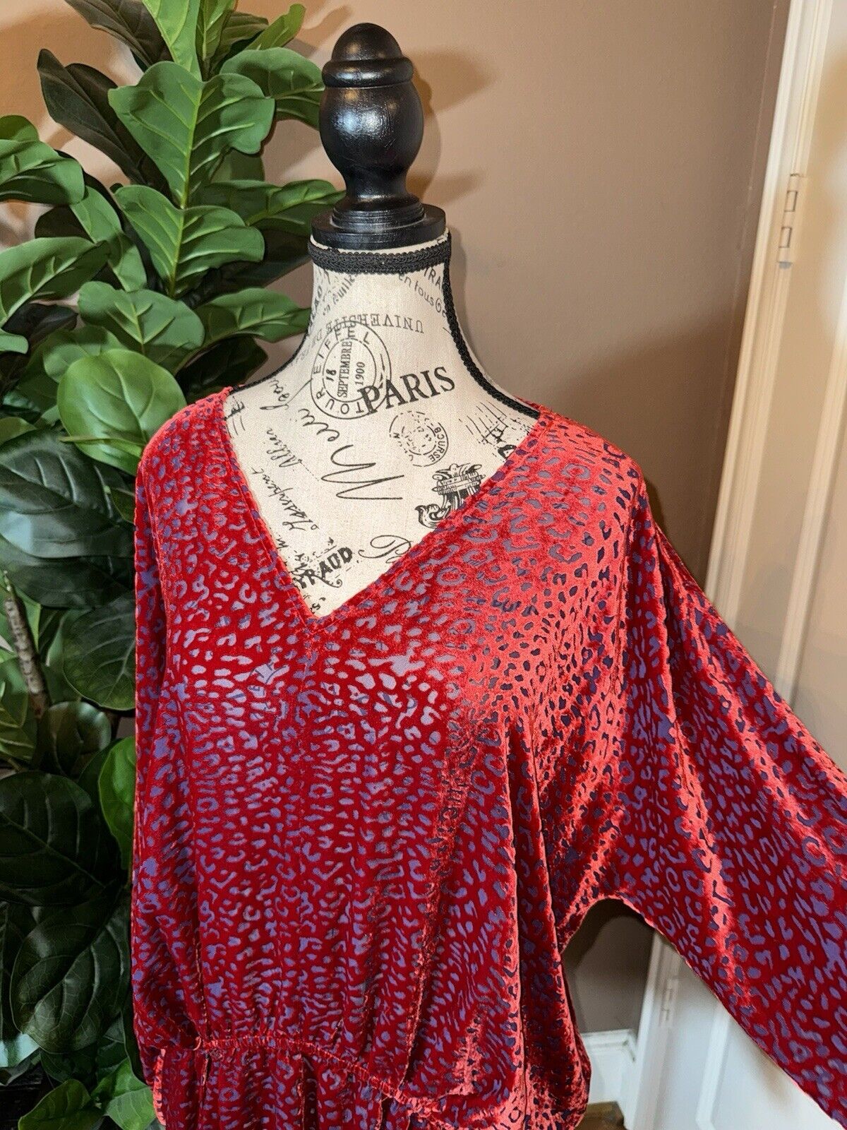 Johnny Was XL 1X Burnout Velvet Red & Blue Gathered Animal Print Blouse Top