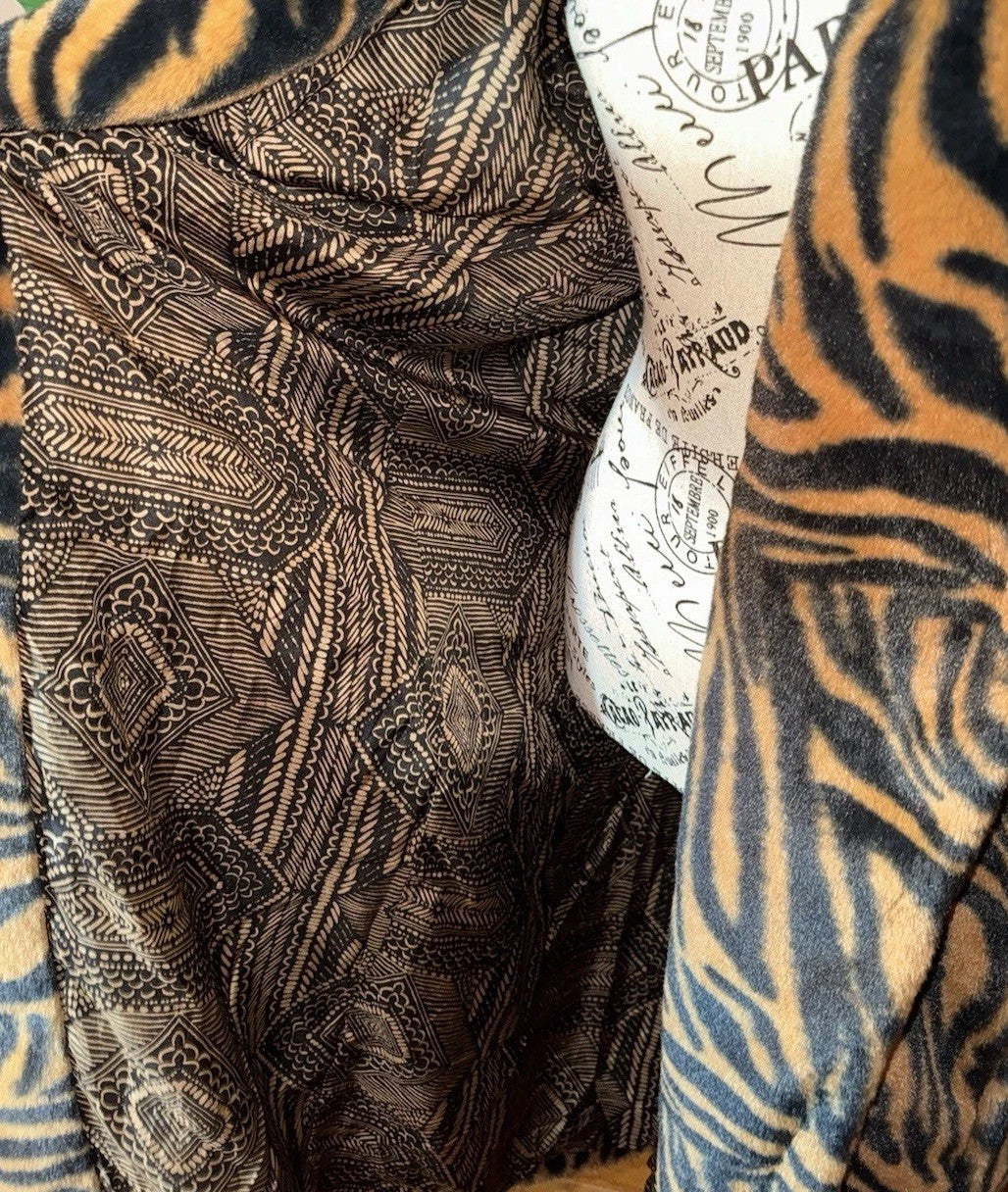 Johnny Was XL Faux Fur & Silk Tiger Stripe Long Length Coat Jacket Wrap Johnny Was