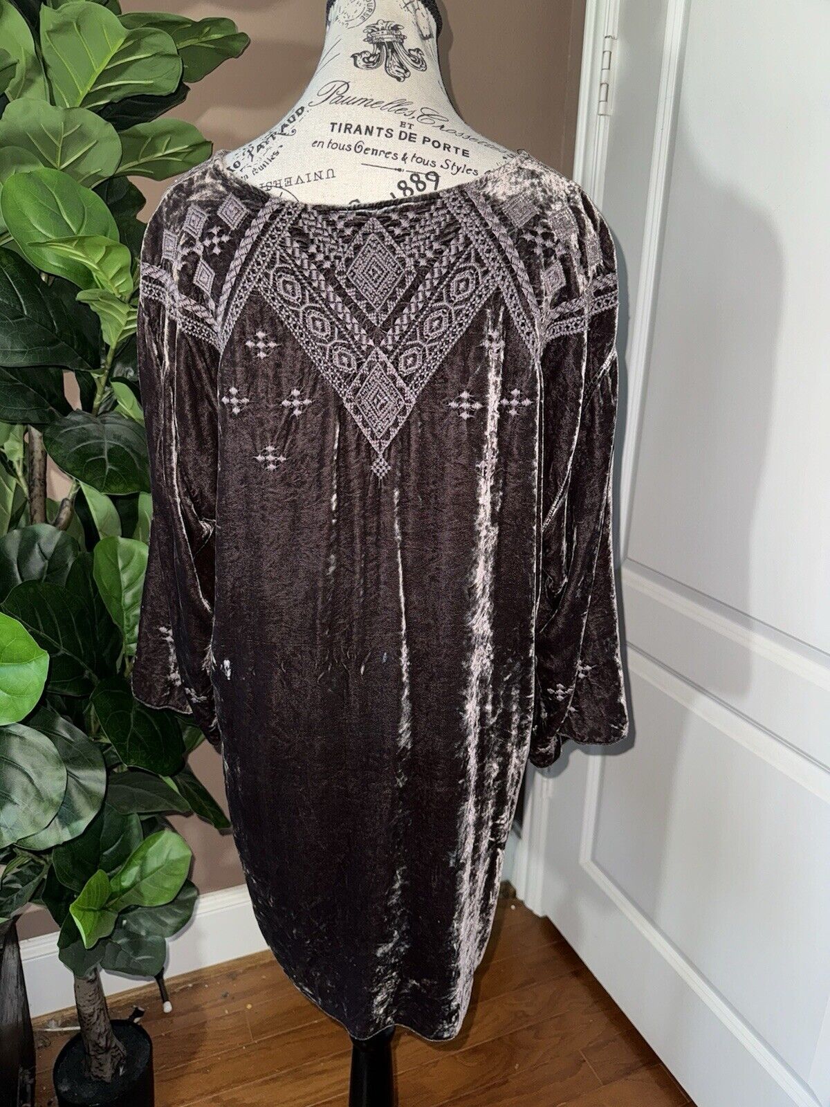 Johnny Was XL 1X Brown Velvet Tonal Embroidery Tunic Top Mini Shift Dress Kimono