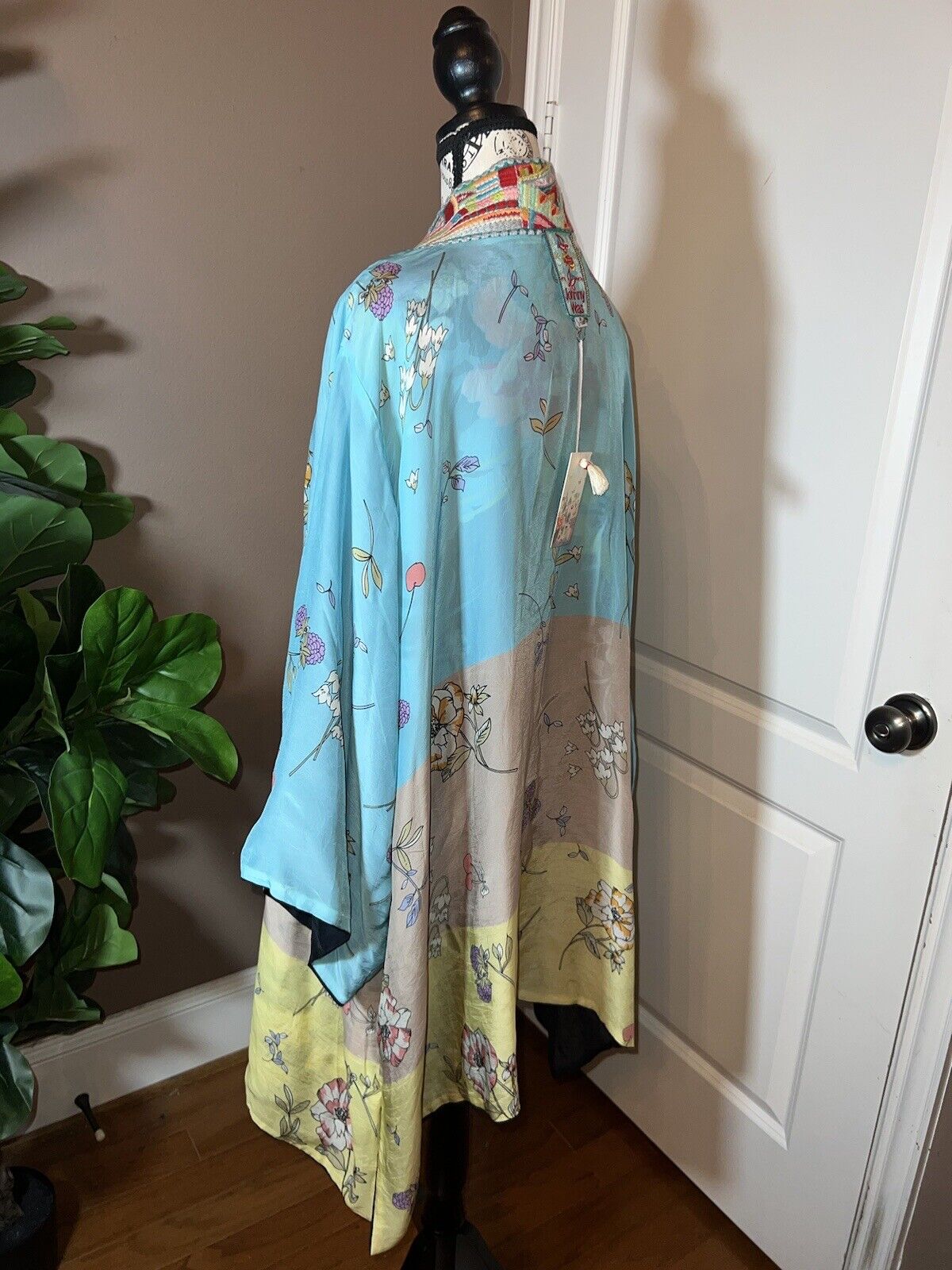 Johnny Was Sz XL Silky Kimono Duster REVERSIBLE Embroidered Wrap  Floral