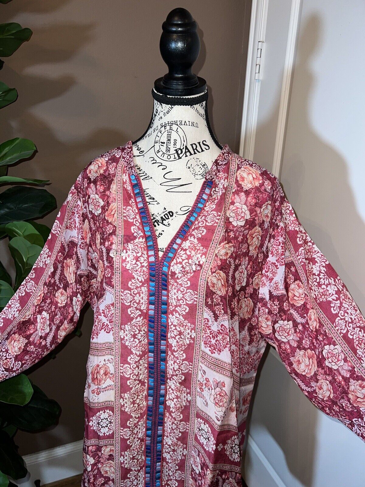 Johnny Was Beautiful Embroidered Tunic Kimono Silky Feel Gorgeous Flowers Sz XL