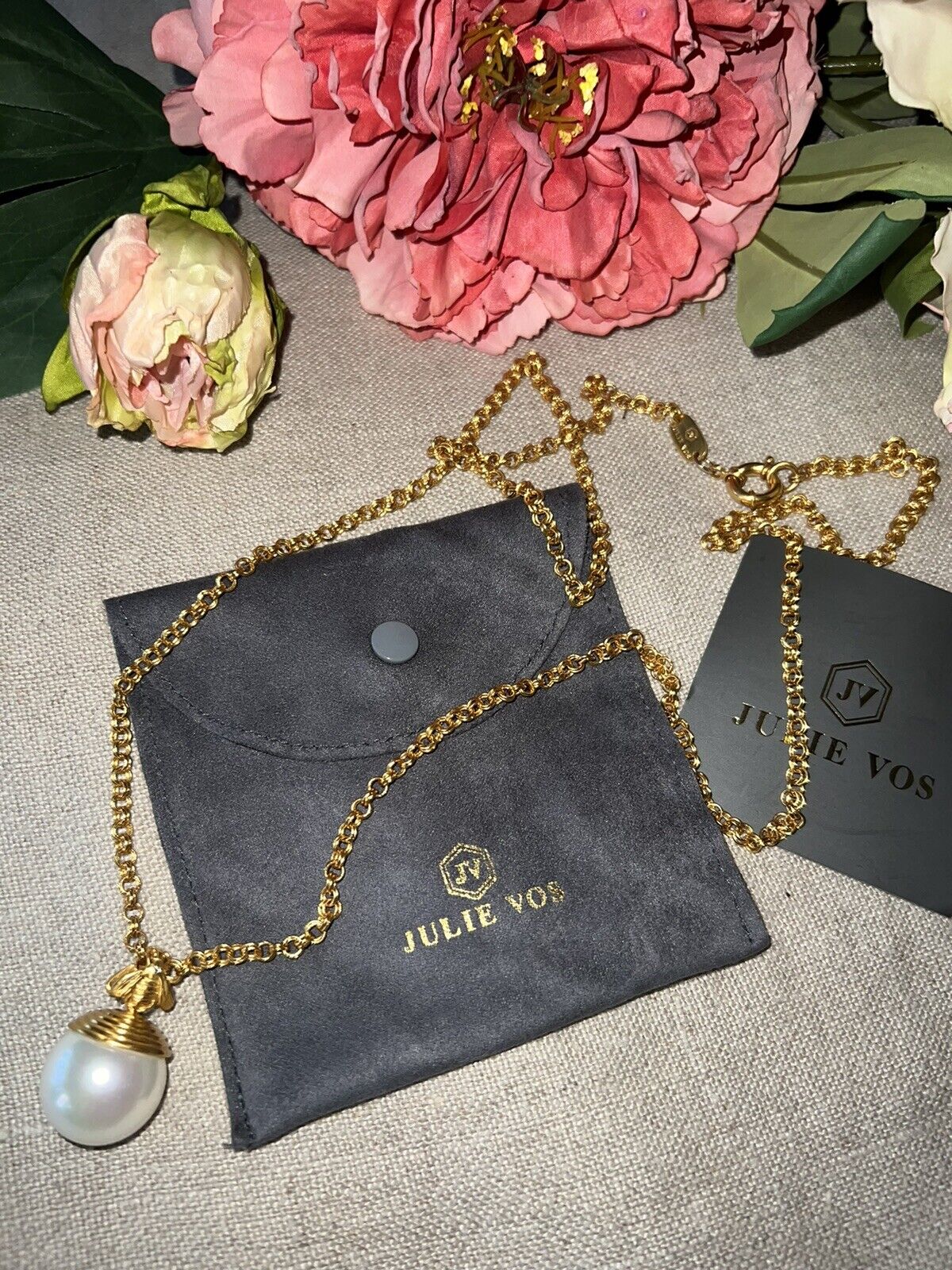 Julie Vos 24K Gold Plated Jumbo Solitaire Pearl Bee Pendant Necklace & Chain