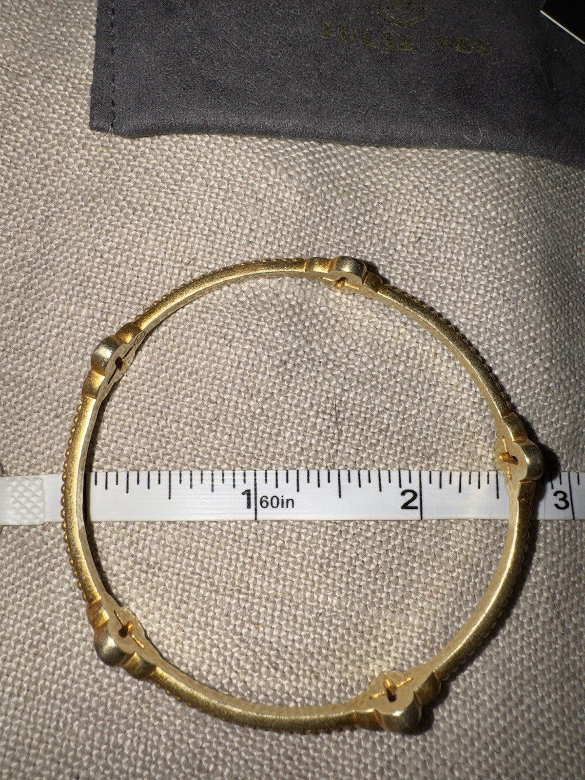 8700869