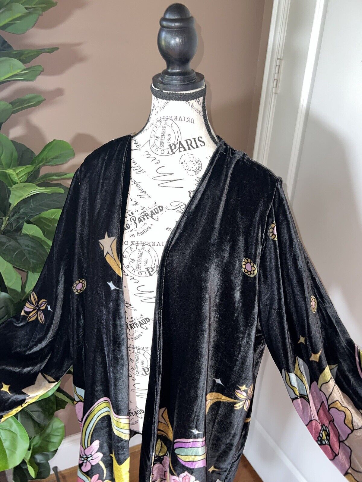 Johnny Was XL Velvet Kimono Celestial Wrap Jacket Black Silk Lined  Star