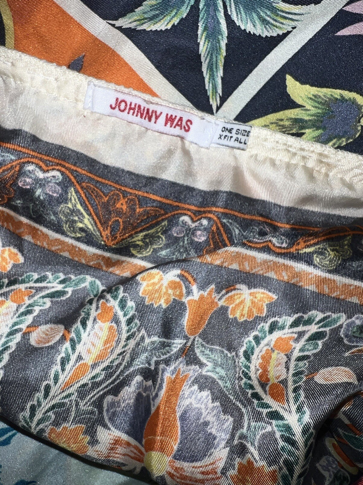 Johnny Was O/S 100% Silk Kimono Wrap Top Cover Up Beading 33”PTP Lightweight Johnny Was