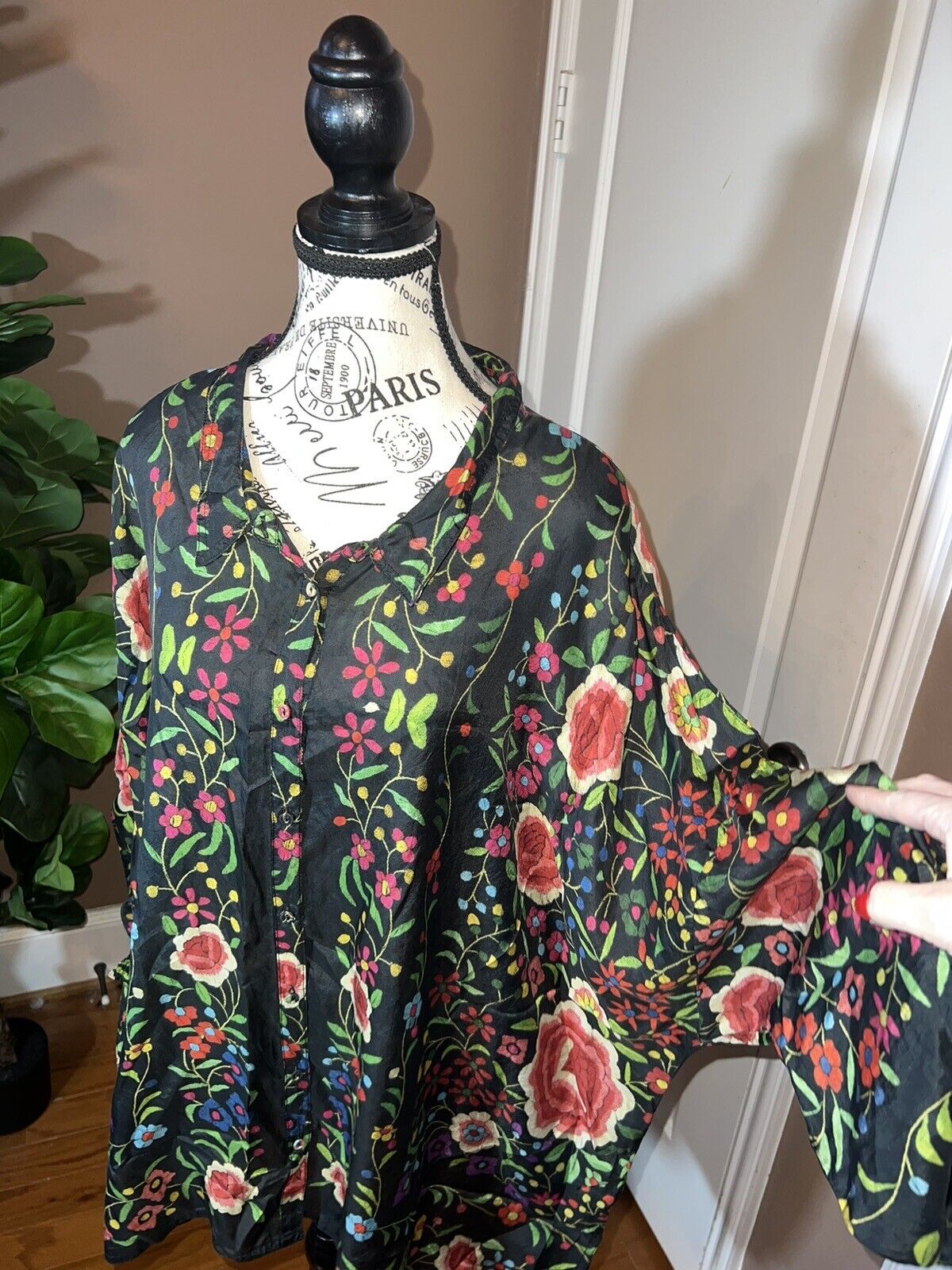 Silk Johnny Was Tunic Top 2XL 2X XXL 100% Silk Soft & Flowy Floral