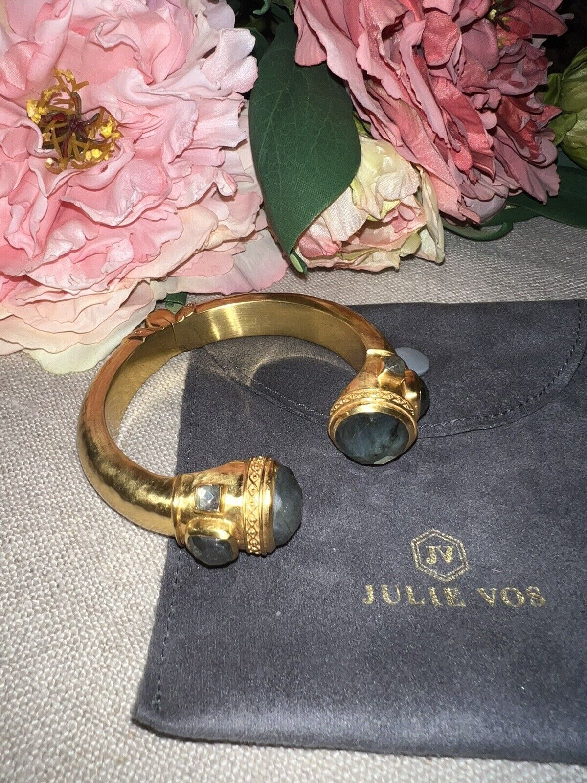 NEW Julie Vos Labradorite & 24k Gold Plated Hinged Bangle Cuff Bracelet NWOT