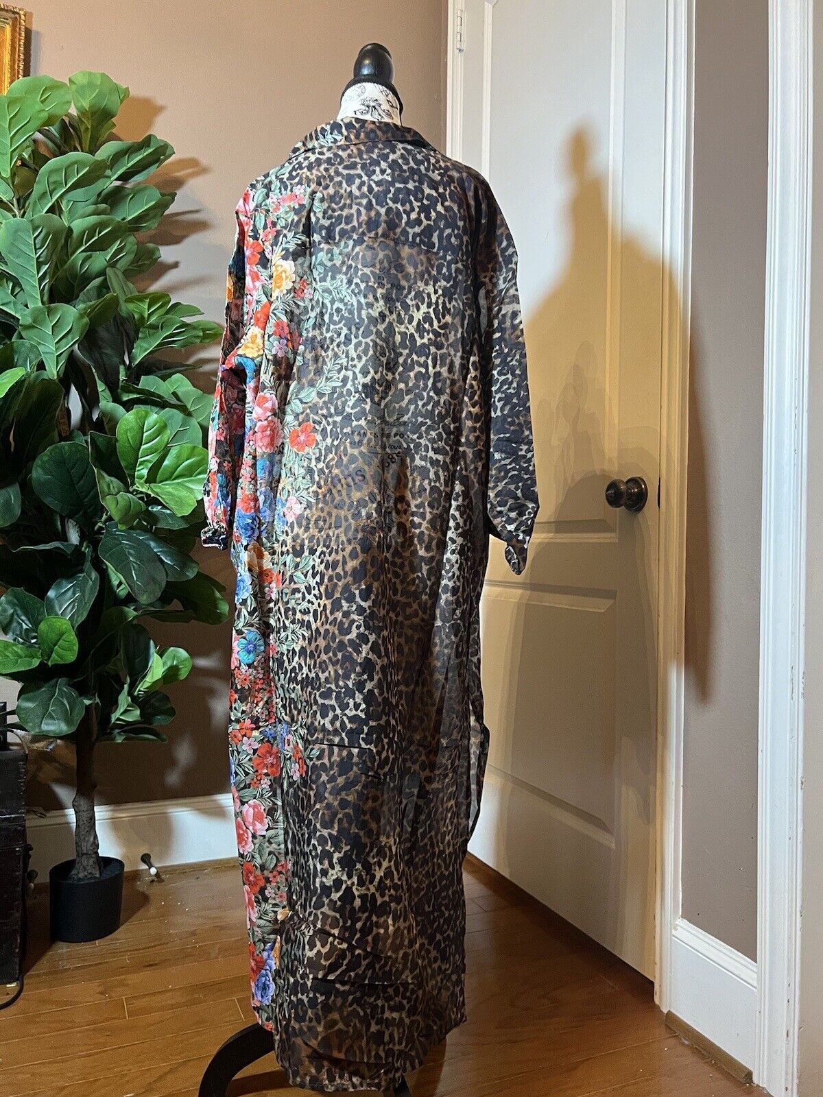 Johnny Was XL Maxi Dress Cover Up Lightweight Floral & Leopard Pattern