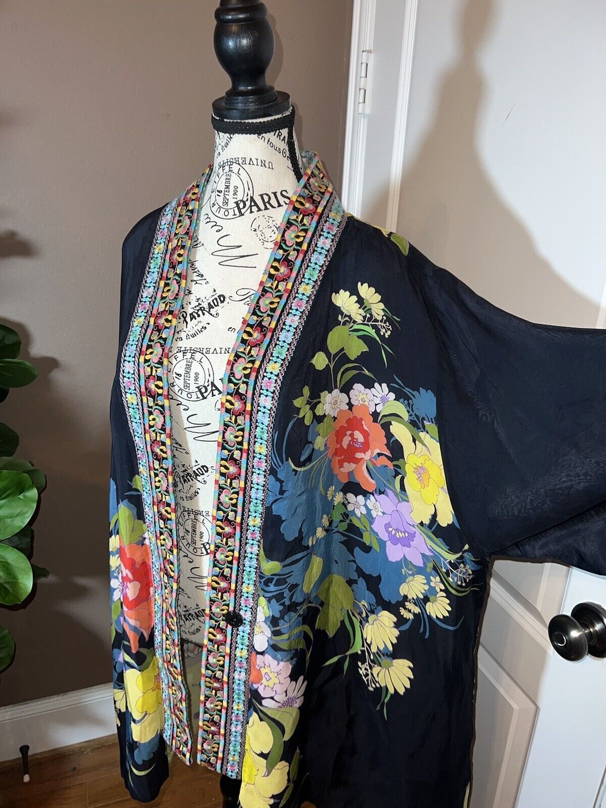 Johnny Was Sz L Silky Kimono Duster REVERSIBLE Embroidered Wrap  Floral