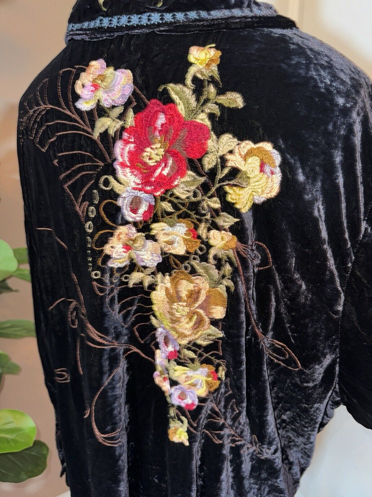 Johnny Was Sz 3X 3XL Velvet Embroidered Long Sleeve Button Up Top Or Kimono