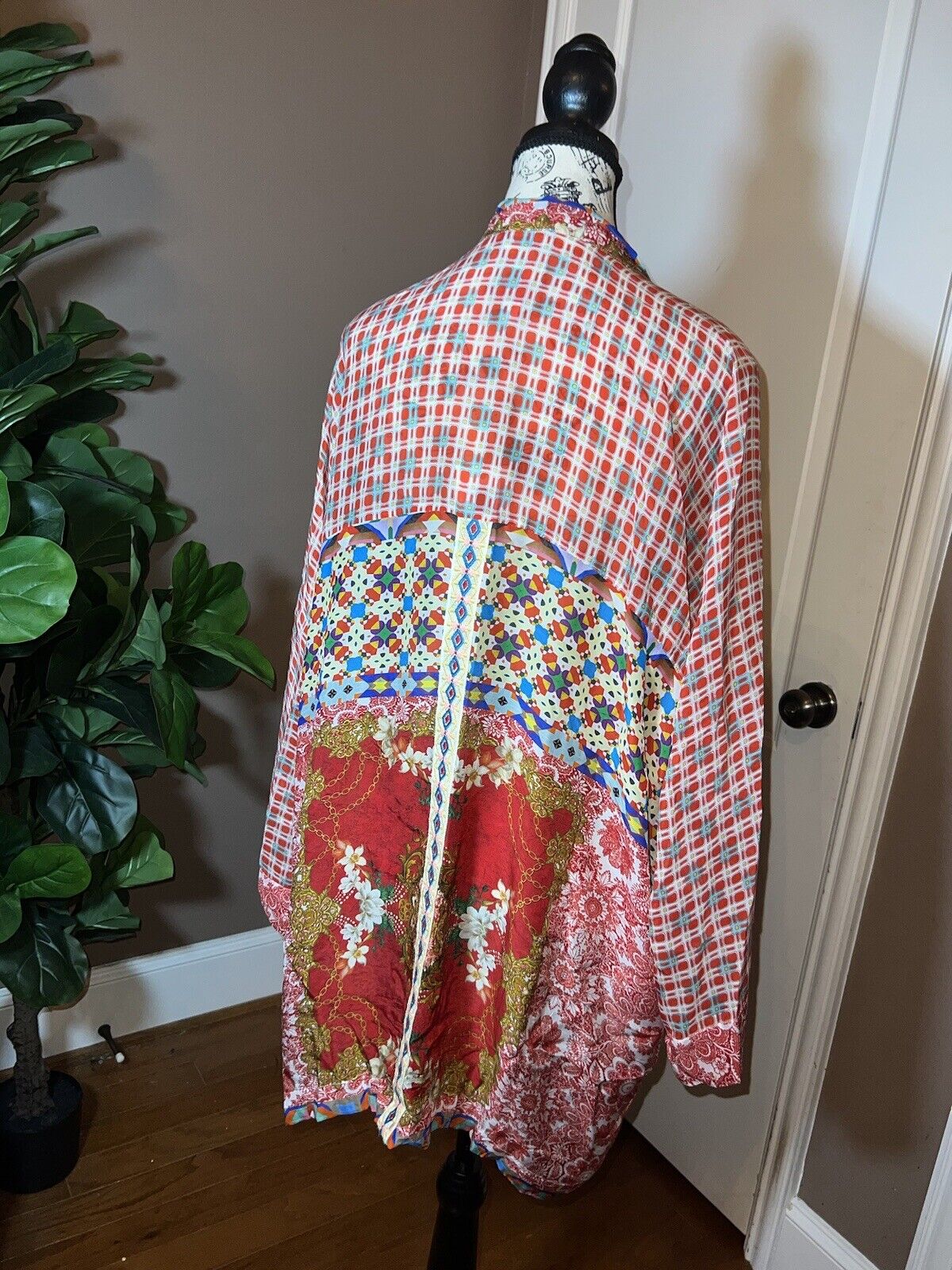 Johnny Was Silky Embroidered Kimono WRAP XL 1X SPRING Handkerchief Hem