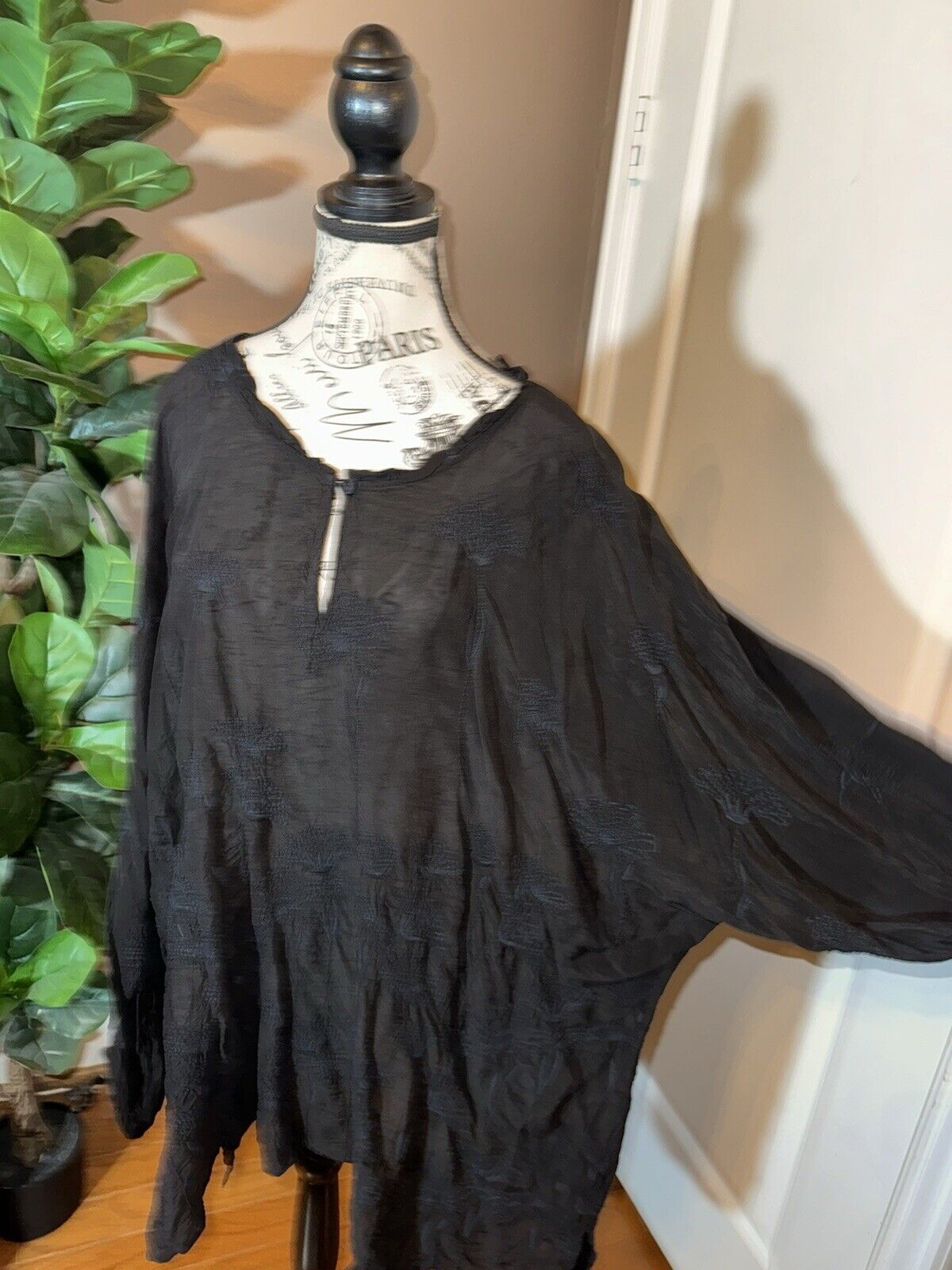 Johnny Was 3x 3XL Tunic Top Black Silky Tunic Top Embroidered Peasant Blouse