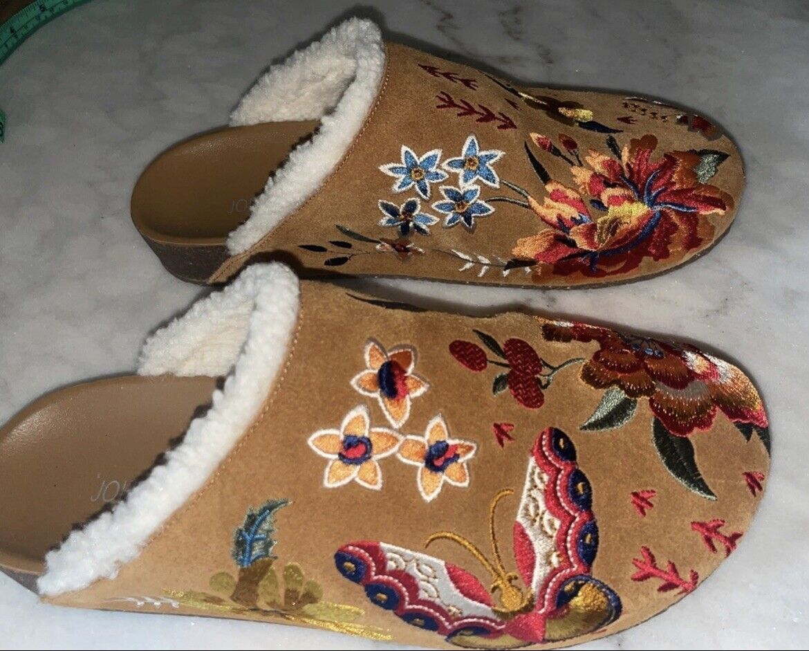 Johnny Was Embroidered Suede Shoes Mules with Sherpa Lining New w/o Box sz 37.5