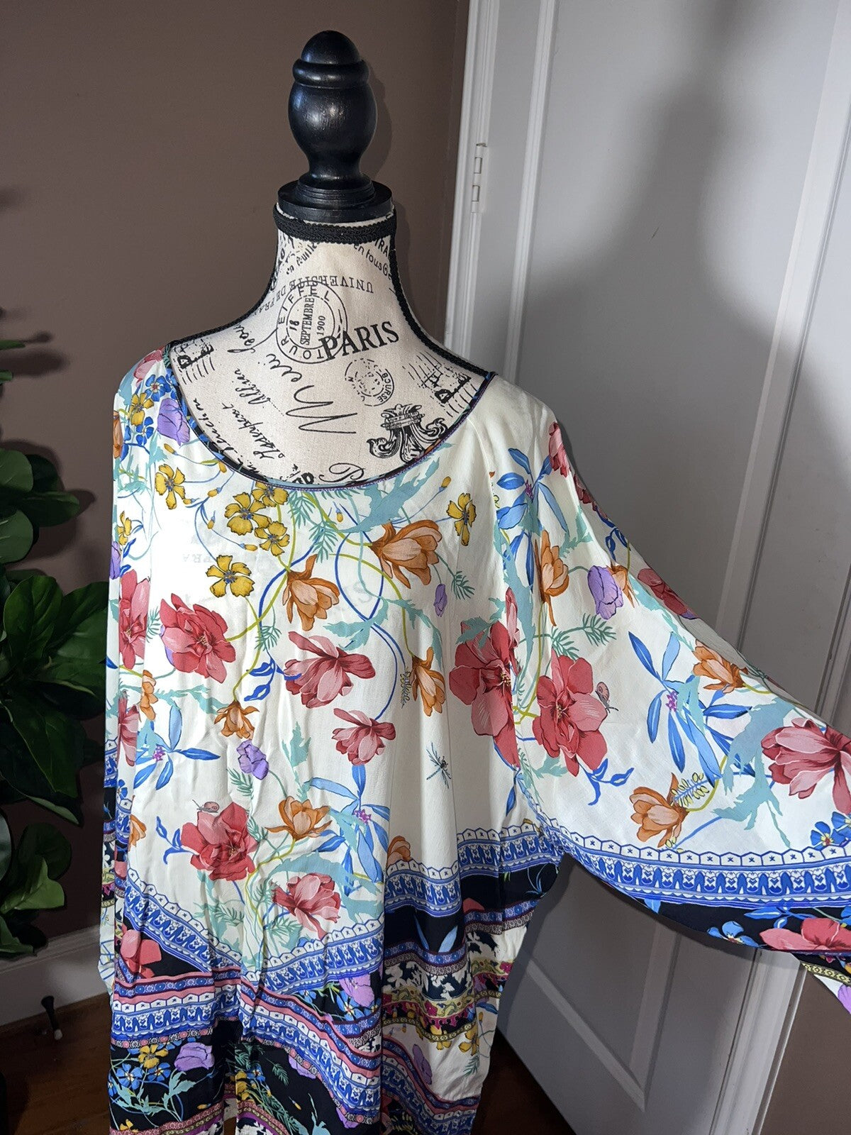 Johnny Was 1X Peasant Blouse Silky Floral Tunic Top Lightweight Cool White BOHO Johnny Was